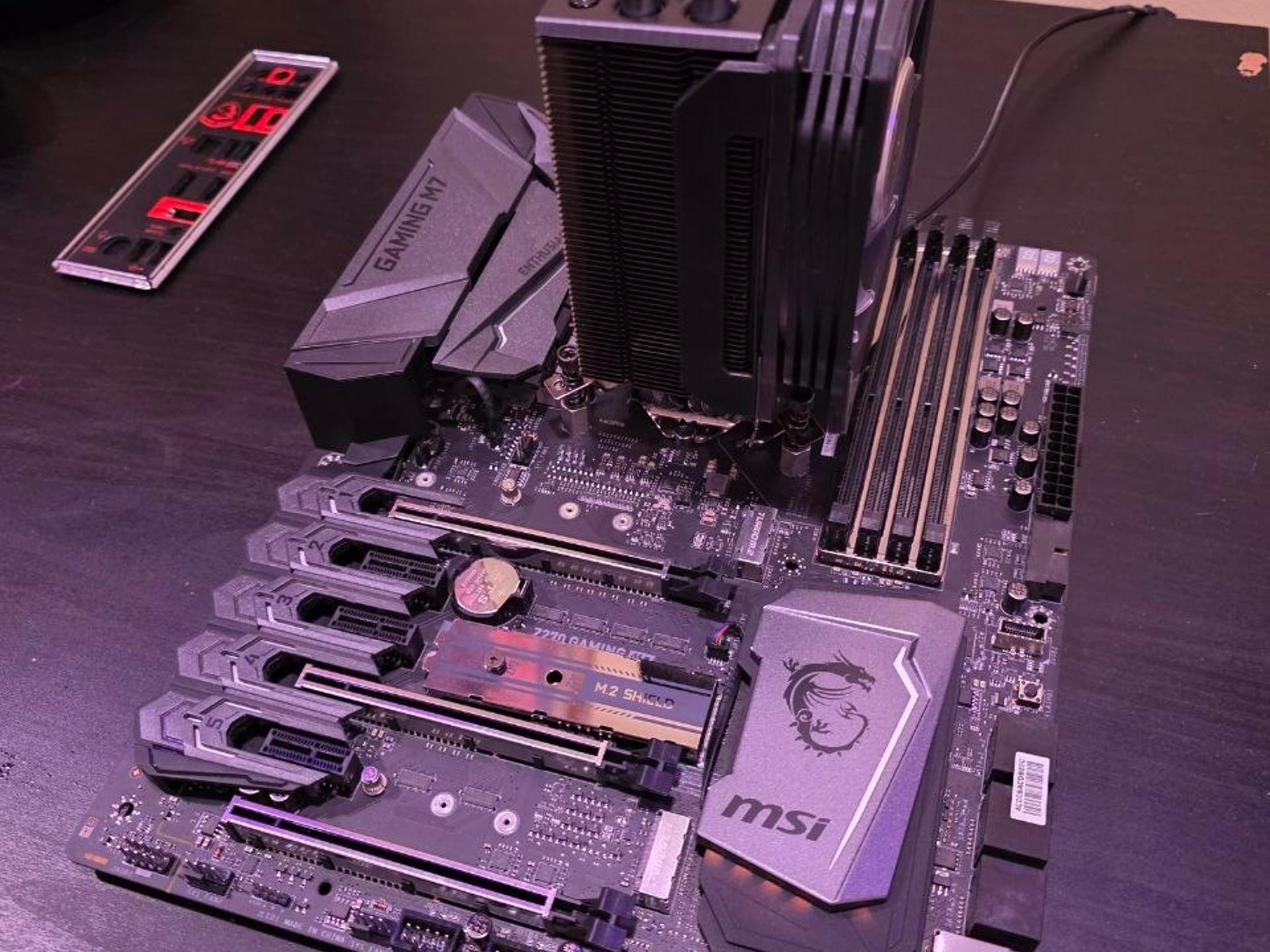 MSI Z270 Gaming M7 | Intel Core i5 7600K w/ CPU Cooler | No RAM