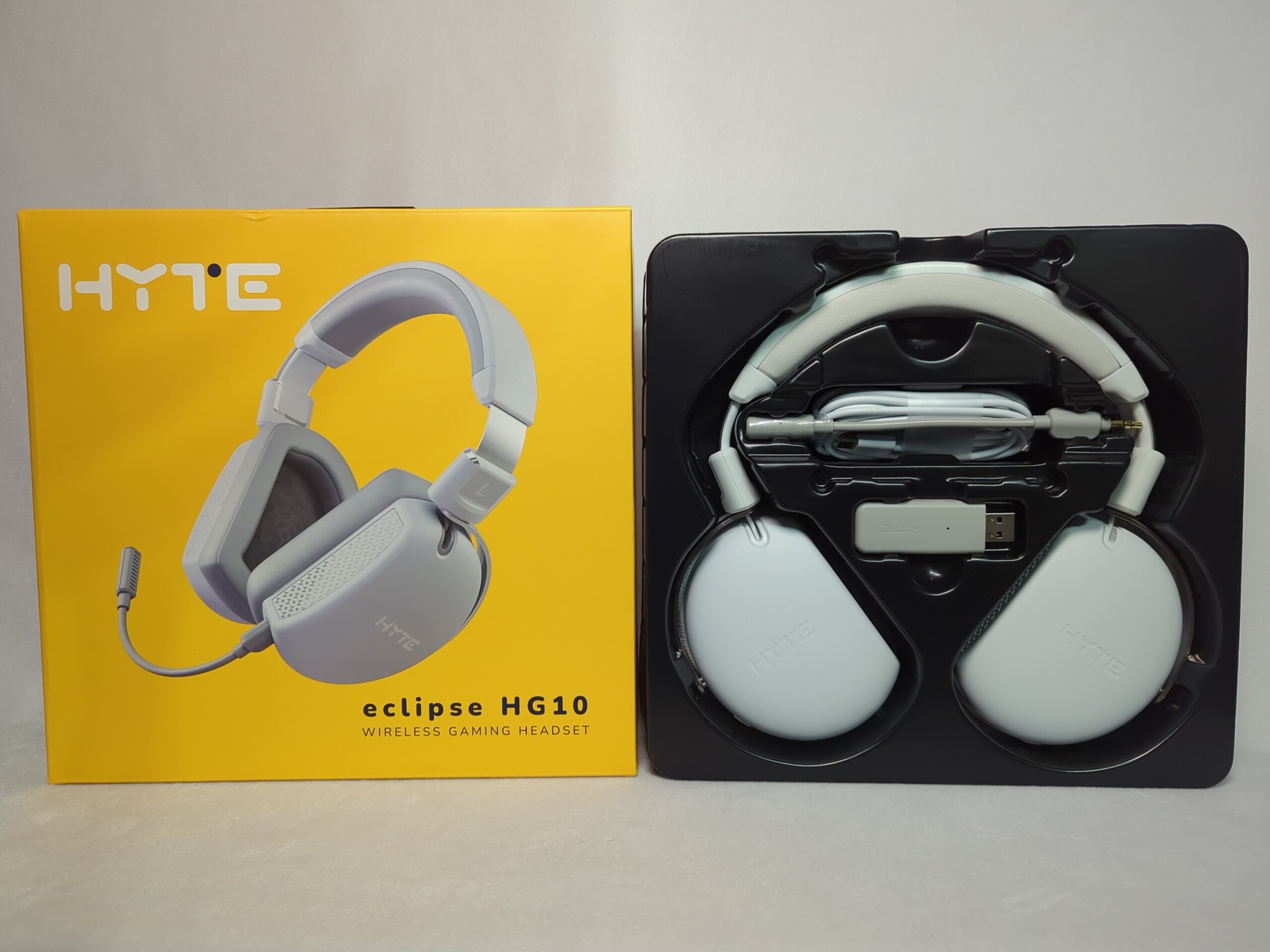 Hyte eclipse HG10 Wireless Gaming Headset 