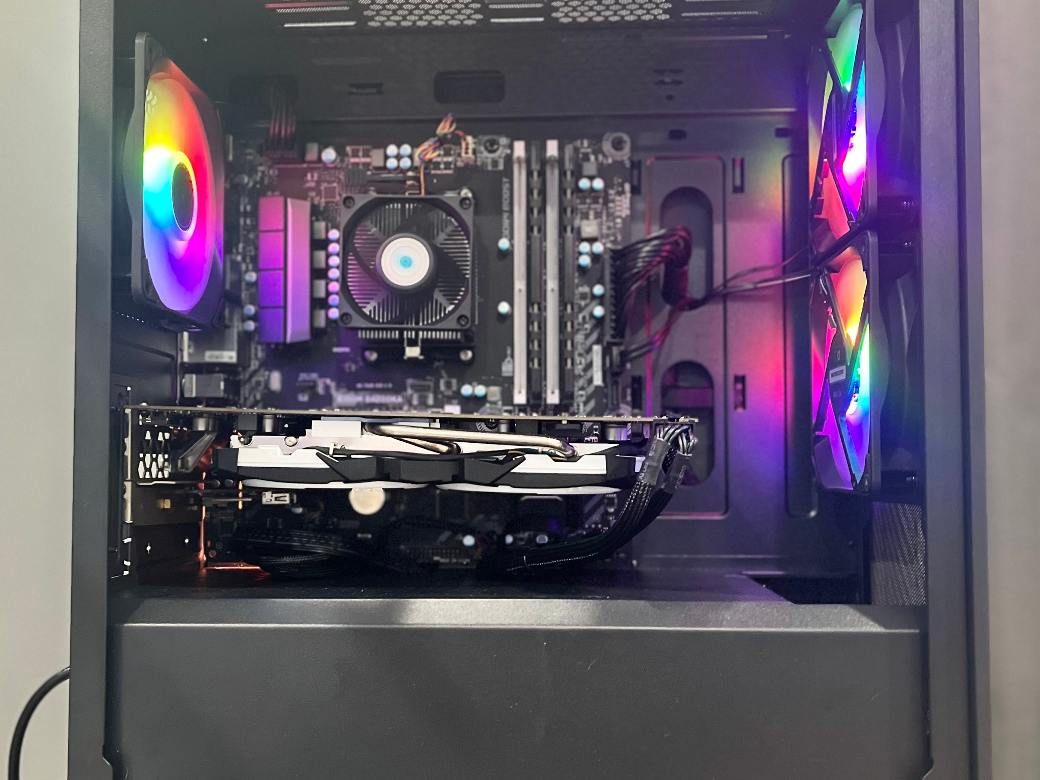 🎮Value Gaming PC🎮 |WiFi| Ryzen 5 CPU | RX 580 | 16GB RAM | 256GB SSD | Win 10 Pro