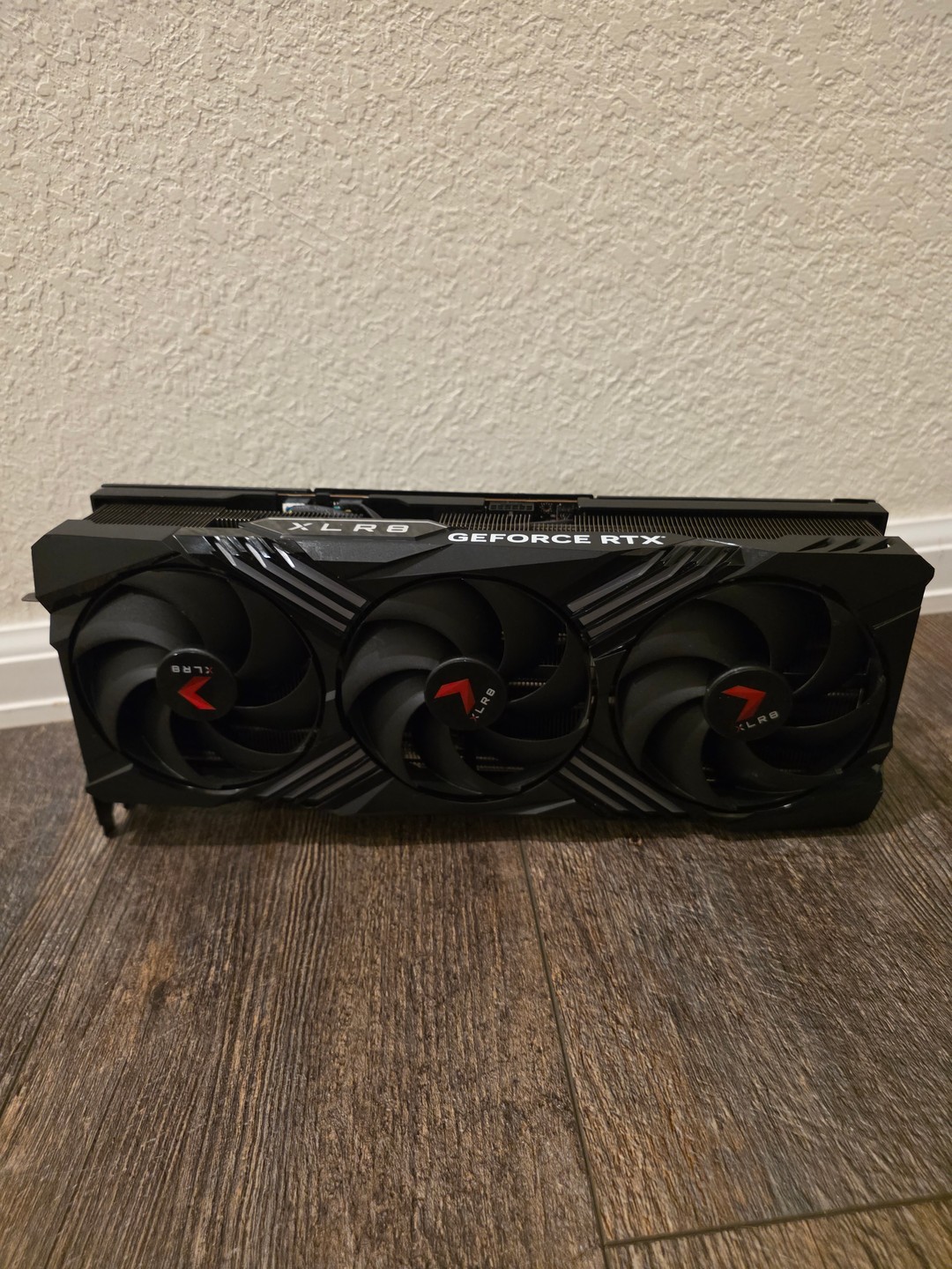 PNY XLR8 Gaming VERTO EPIC-X RGB OC GeForce RTX 4090 | Jawa