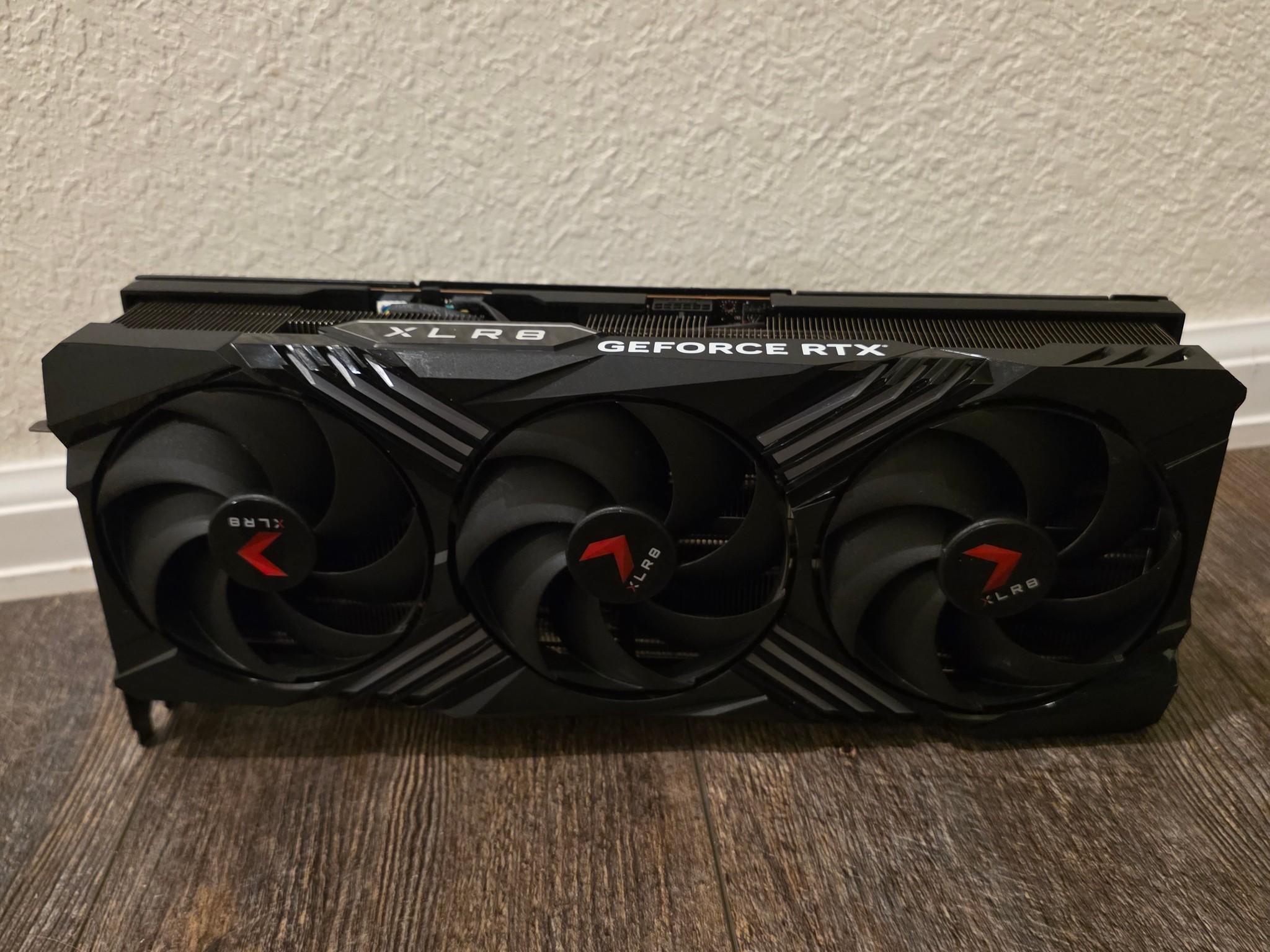 PNY XLR8 Gaming VERTO EPIC-X RGB OC GeForce RTX 4090 | Jawa