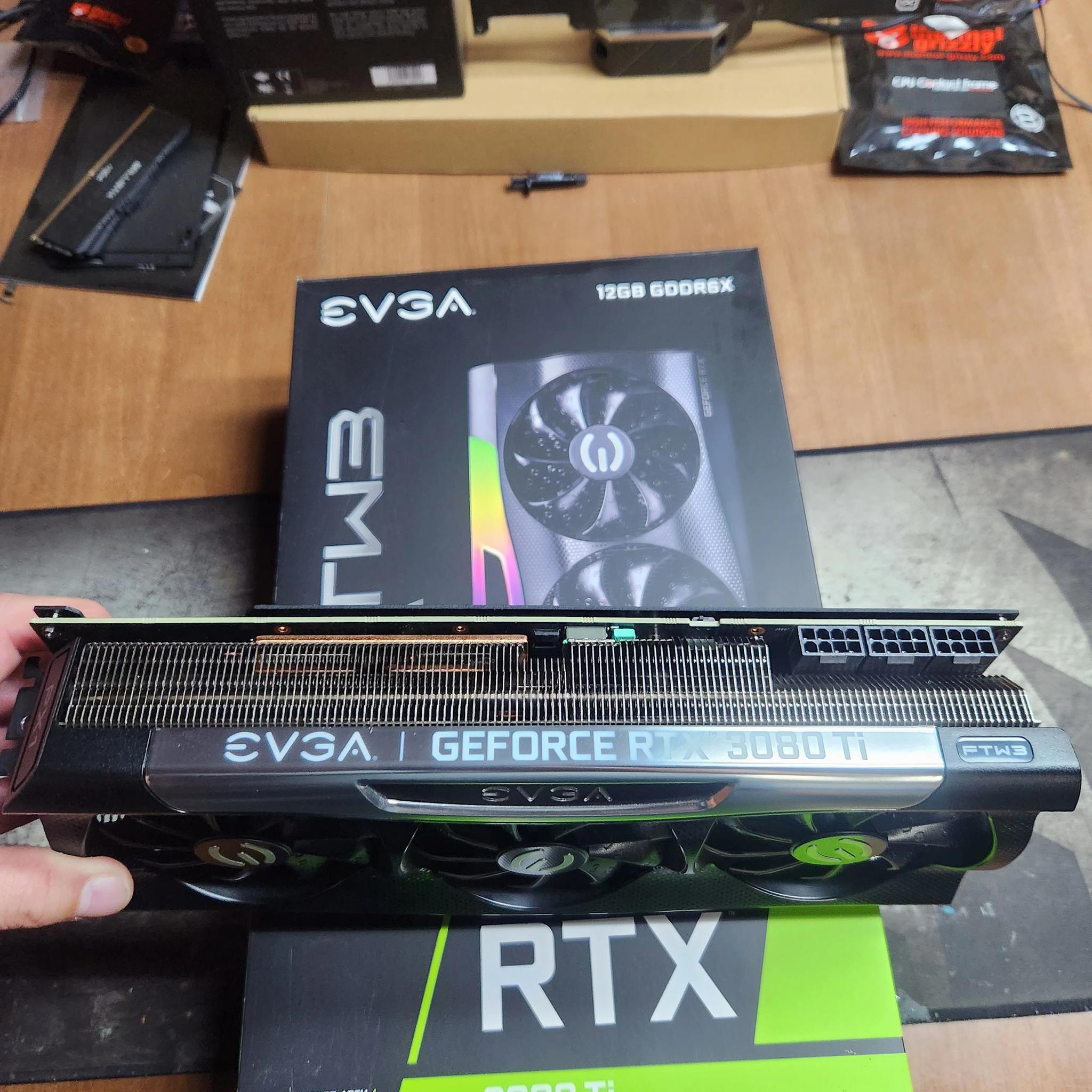 EVGA GeForce RTX 3080 Ti FTW3 Ultra Gaming