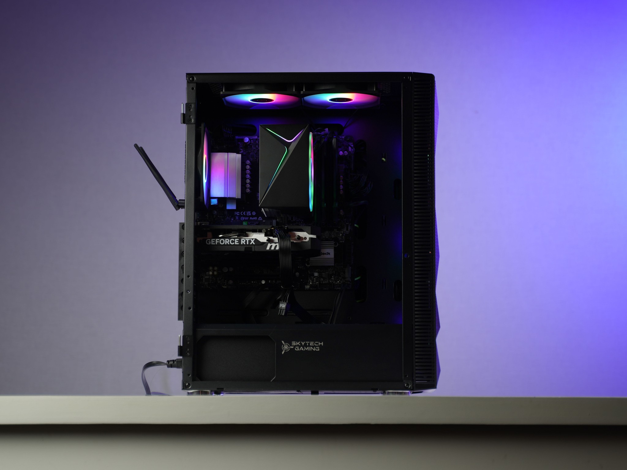 RF-02 / RTX 5060 Ryzen 5 5600X 16GB 1TB Windows 11 Gaming PC