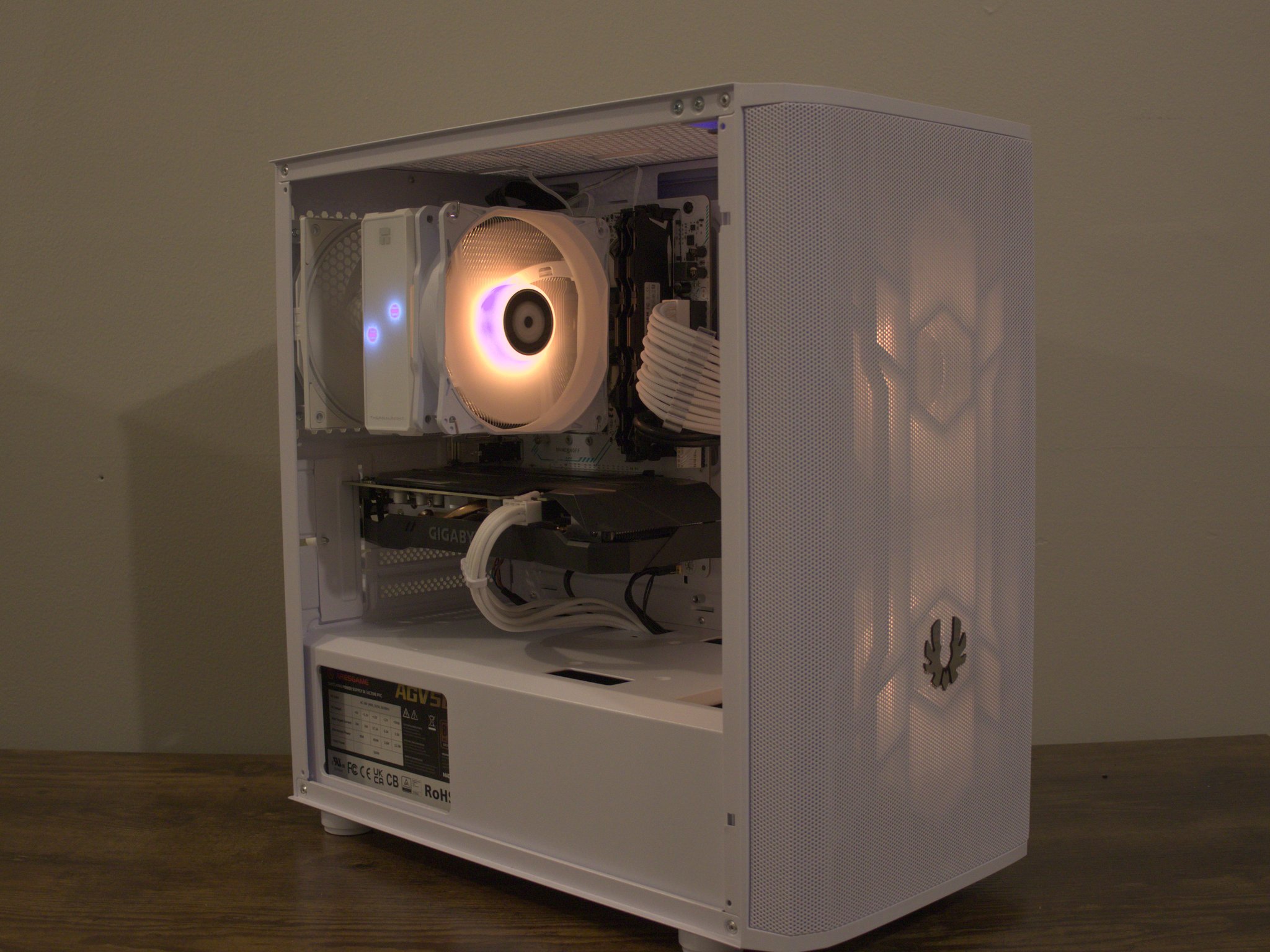 White Gaming PC – RTX 2060 • Ryzen 5 5500 • 16GB RAM • 1TB Samsung SSD