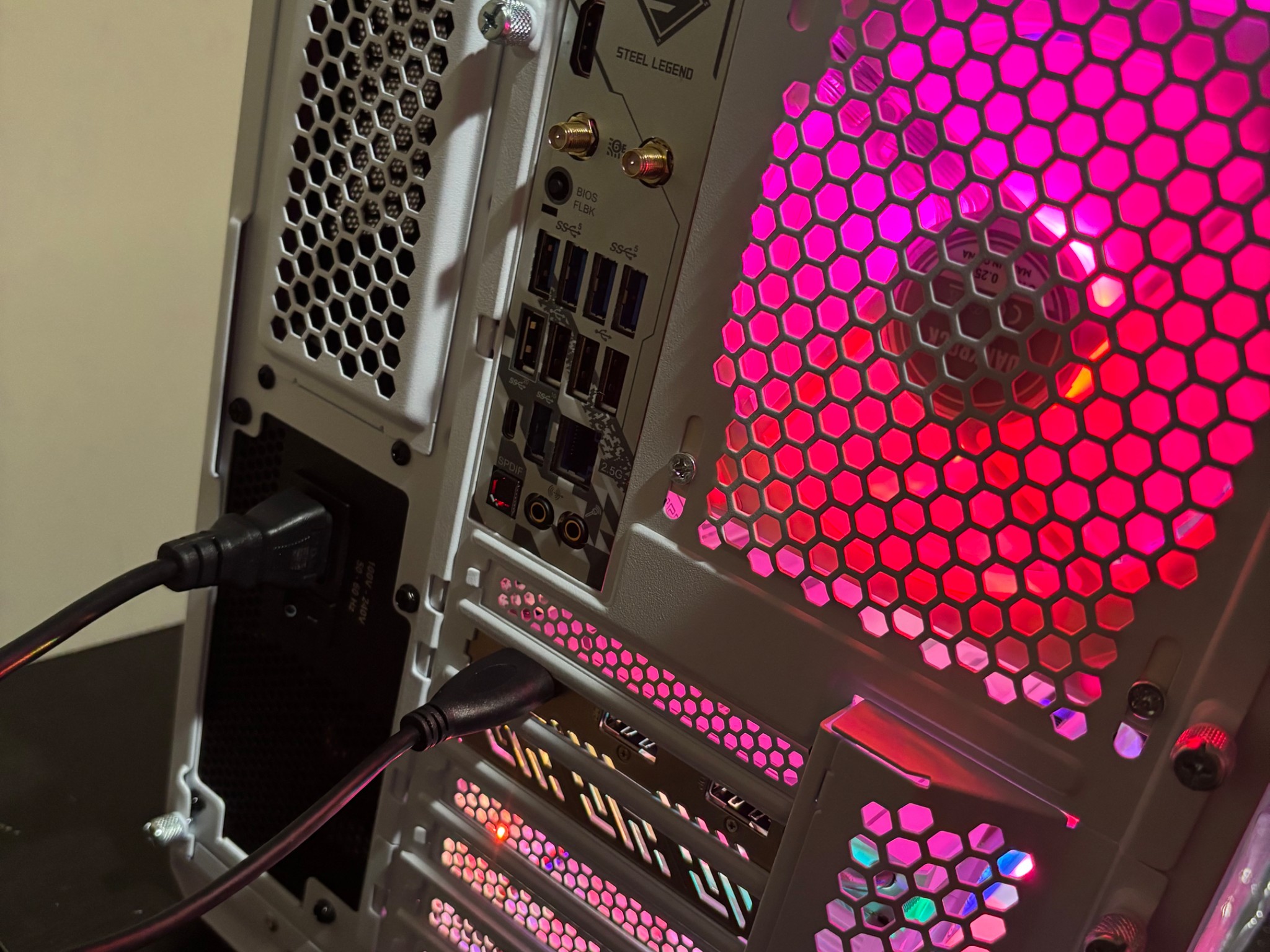 Gaming PC Ryzen 5 7600 RX 9060 XT 16GB 32GB DDR5