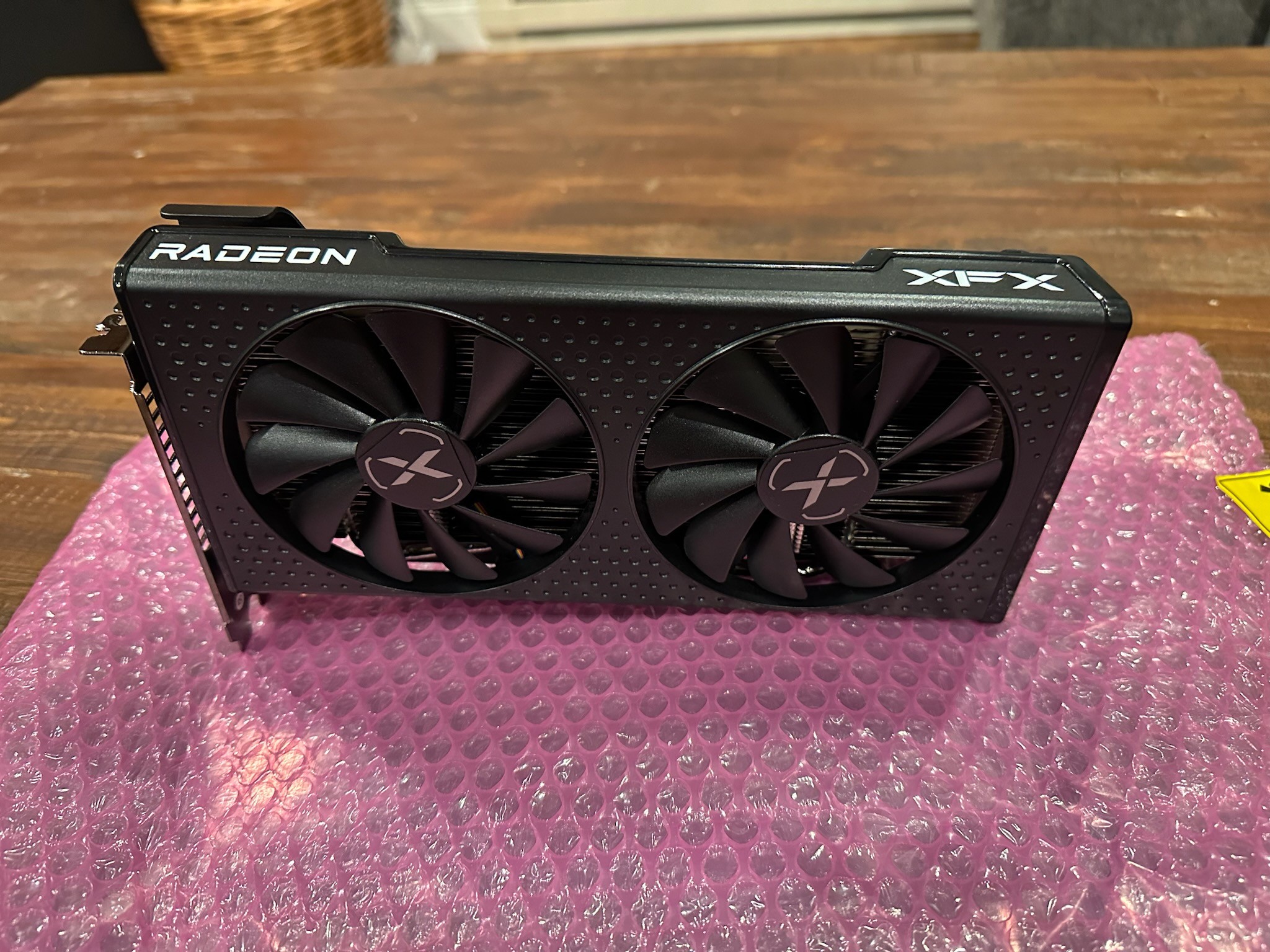 AMD Radeon RX 7600 8GB GDDR6 Graphics Card