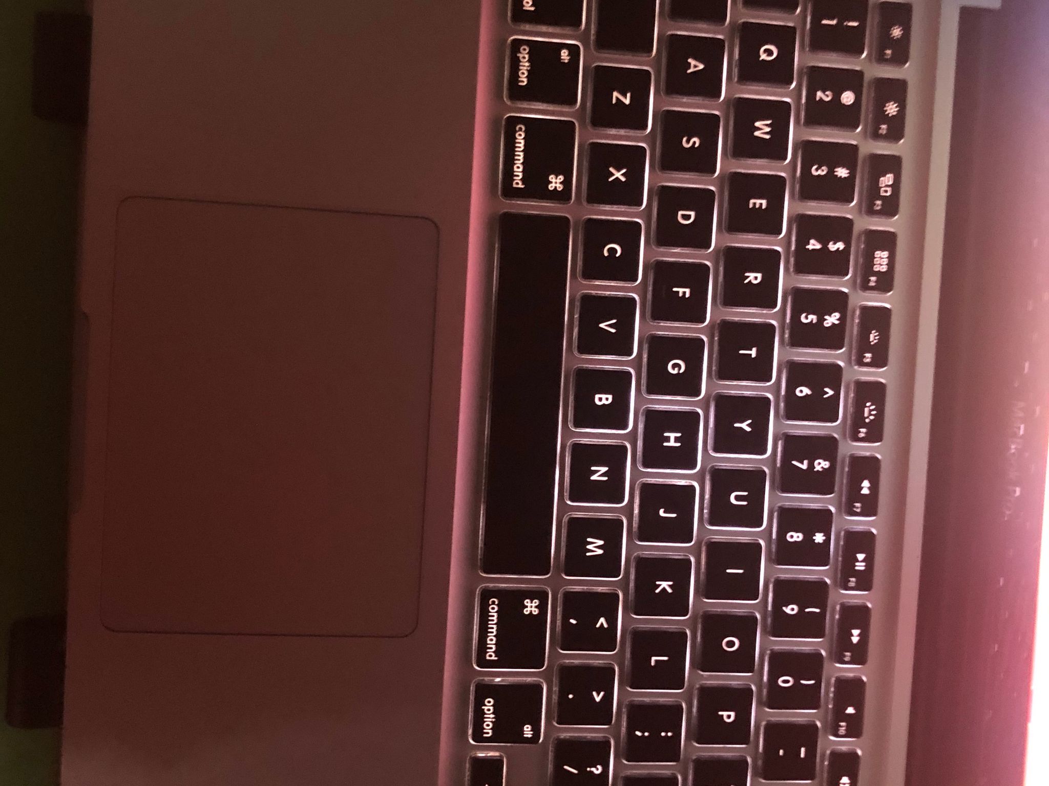 Apple MacBook Pro 13" 2012 | Intel i5 2.5GHz | 6GB RAM | 128GB SSD | Ventura (OCLP) + Charger