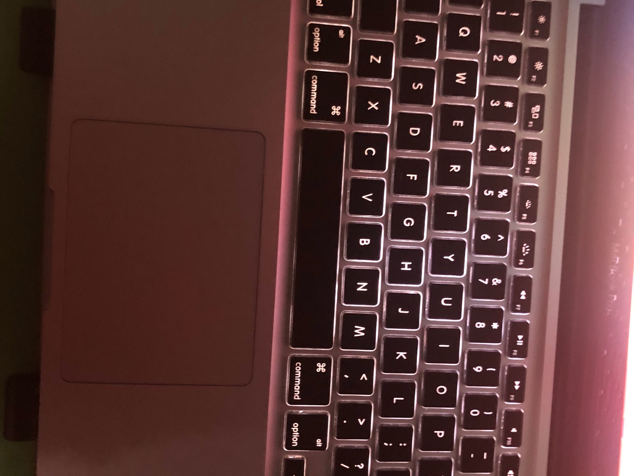 Apple MacBook Pro 13" 2012 | Intel i5 2.5GHz | 6GB RAM | 128GB SSD | Ventura (OCLP) + Charger