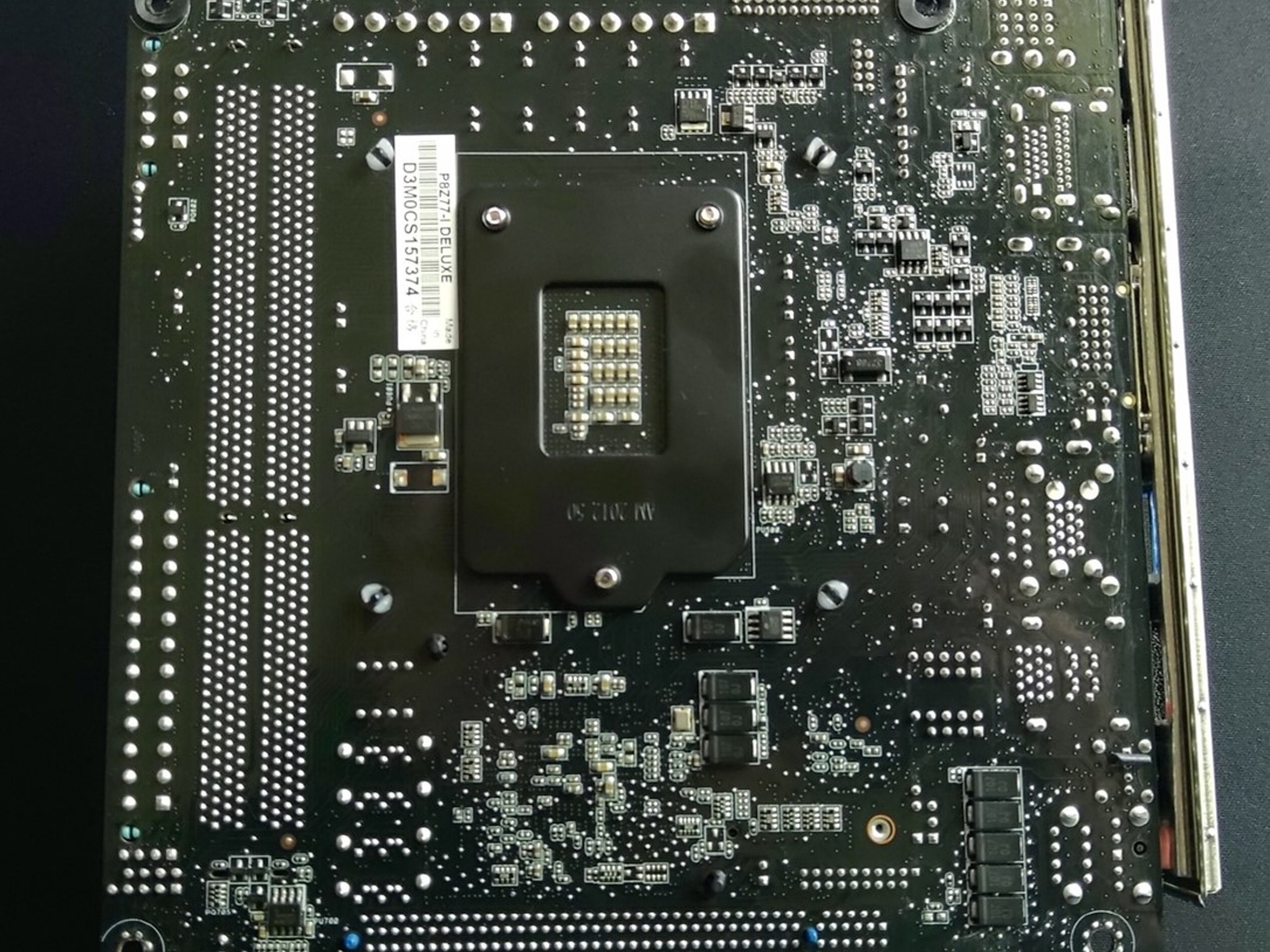 ASUS P8Z77-I Deluxe MOBO & Intel i7-3770 CPU Combo