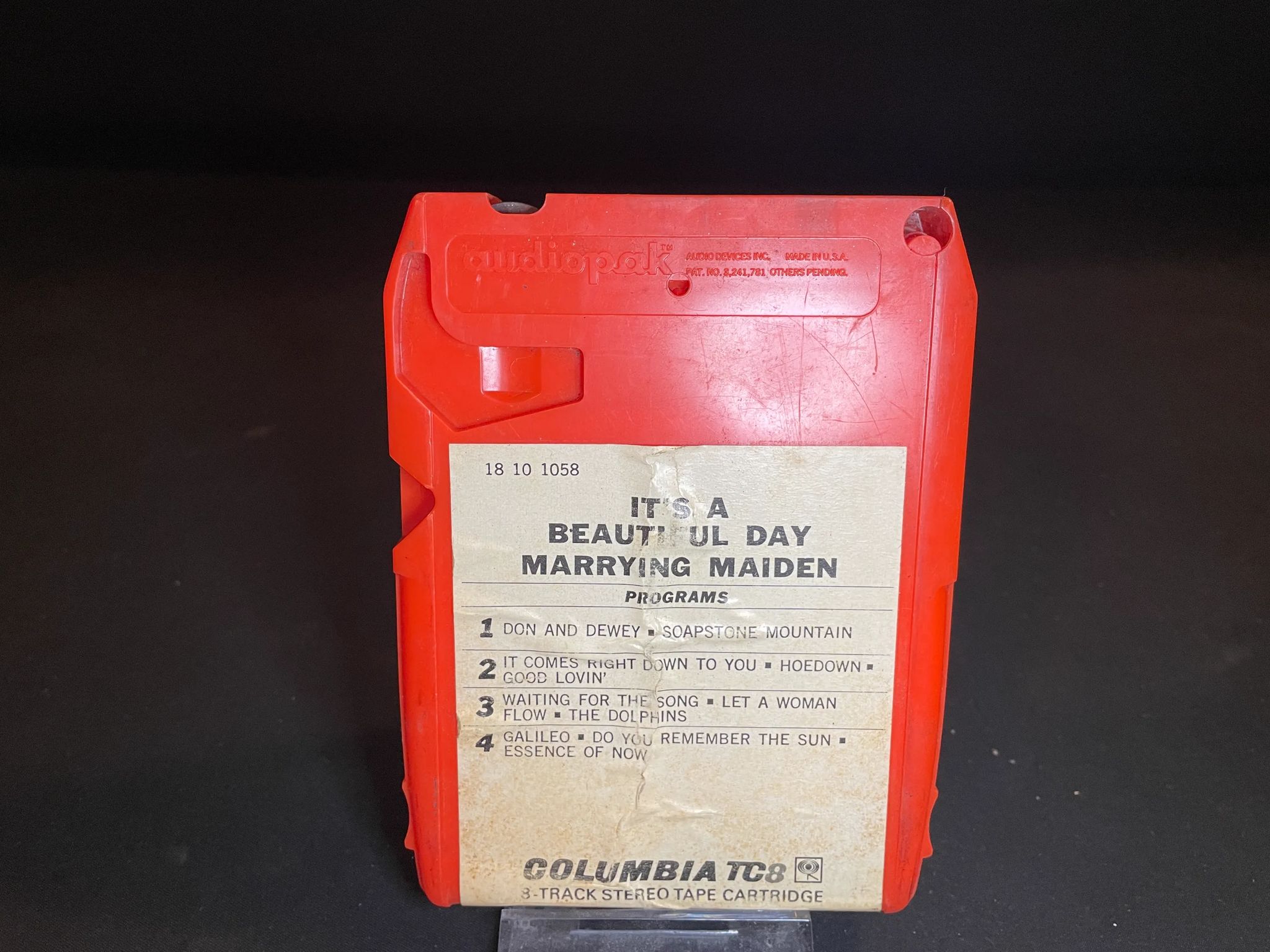 Its a beautiful day marrying maiden 8-track
