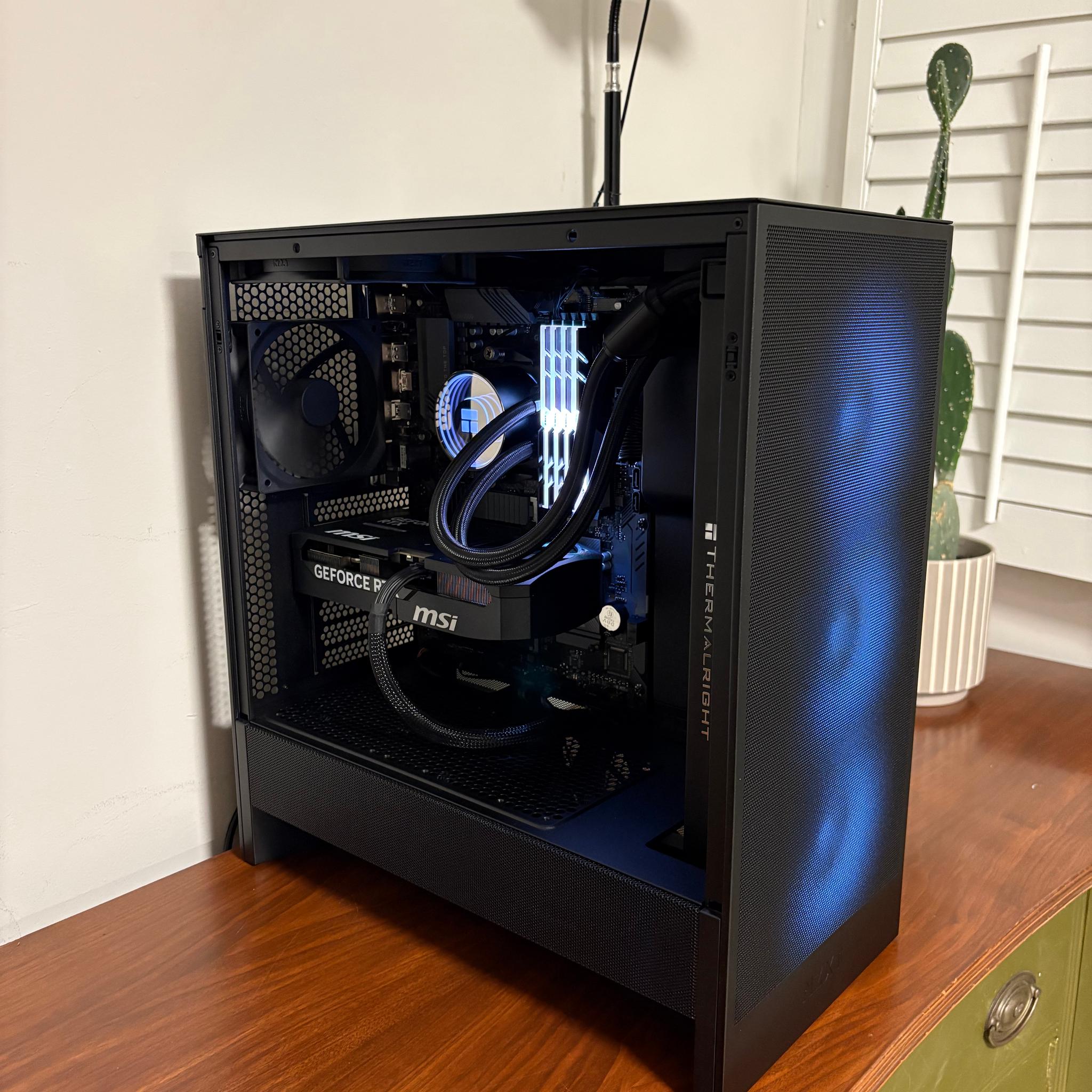 RTX 5070 | Ryzen 7 5800XT | 32GB DDR4 | 1TB NVMe | 750W Gold | NZXT H5 Flow (2024)