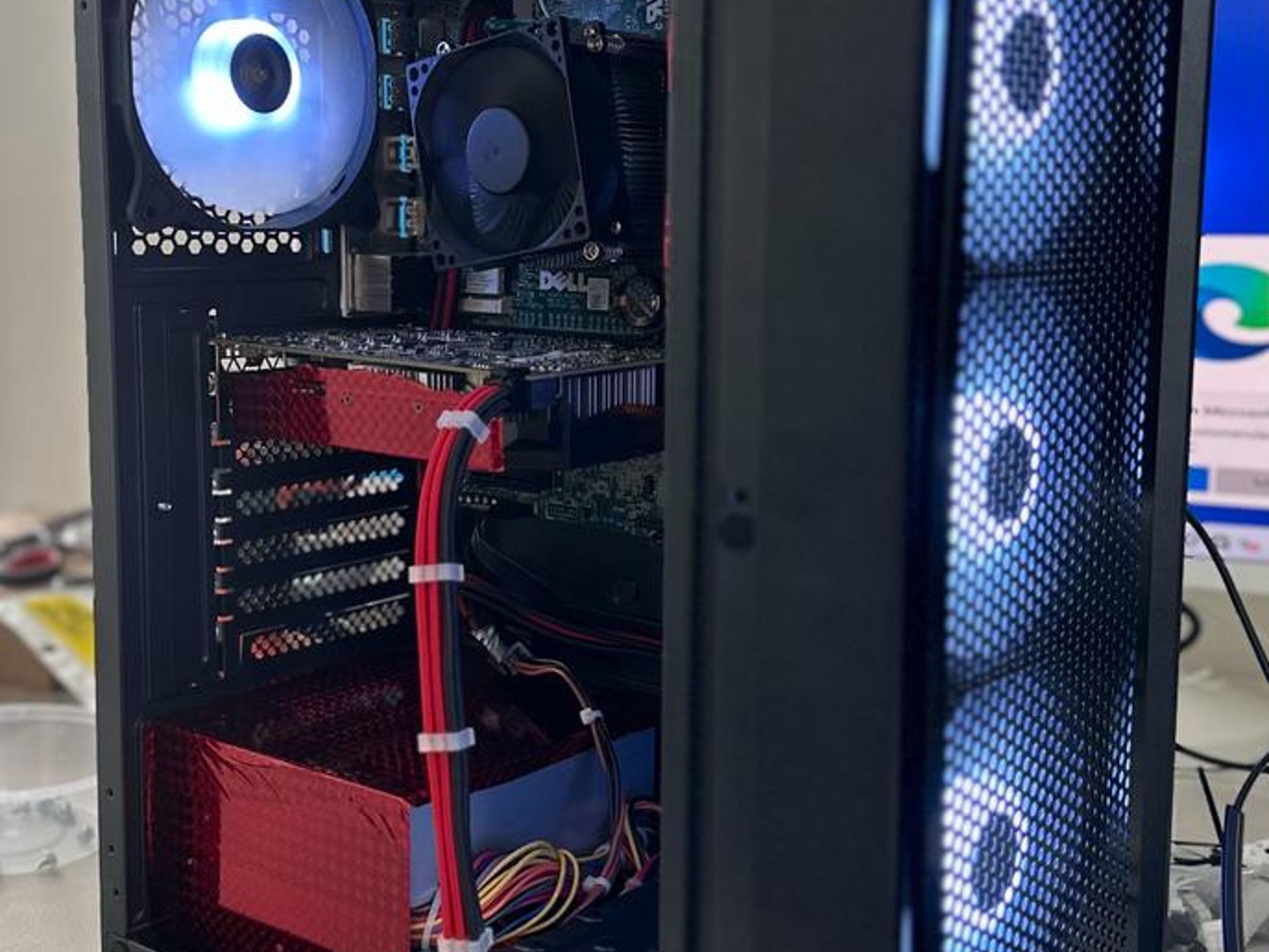 Intel i7-4770/GTX 1060, 16GB RAM, 500GB SSD, Red/Black RGB Budget Gaming PC