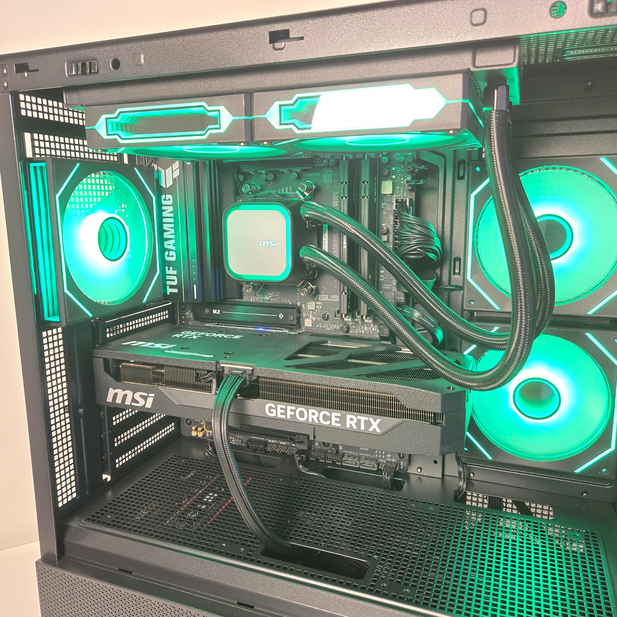 RTX 5070 | Ryzen 5 9600X | 32gb DDR5 | 1tb NVME 🖤