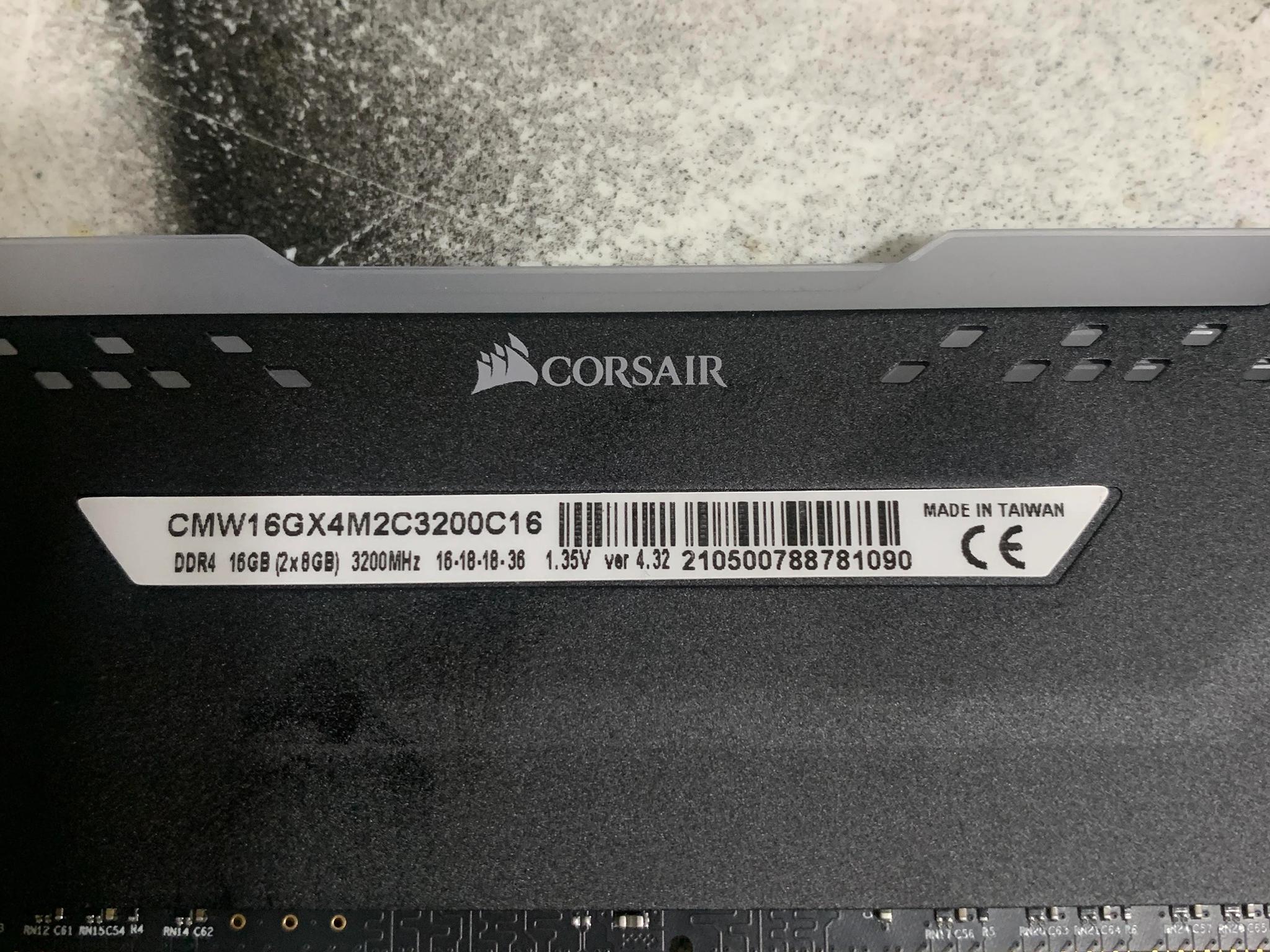 Corsair Vengenace RGB Pro DDR4 3200