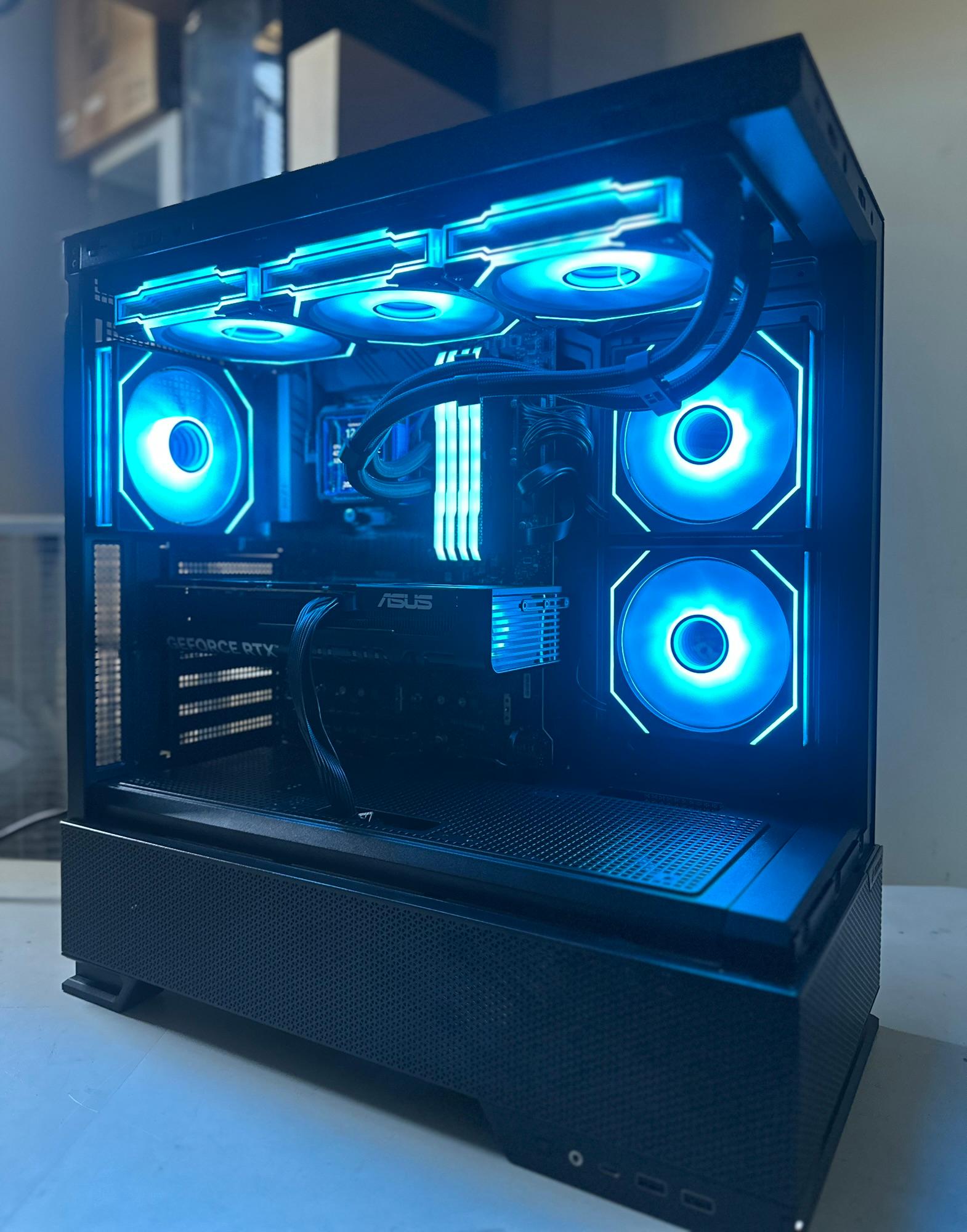 i5-12400F / RTX 5060 / 1TB NVME / 32GB RAM