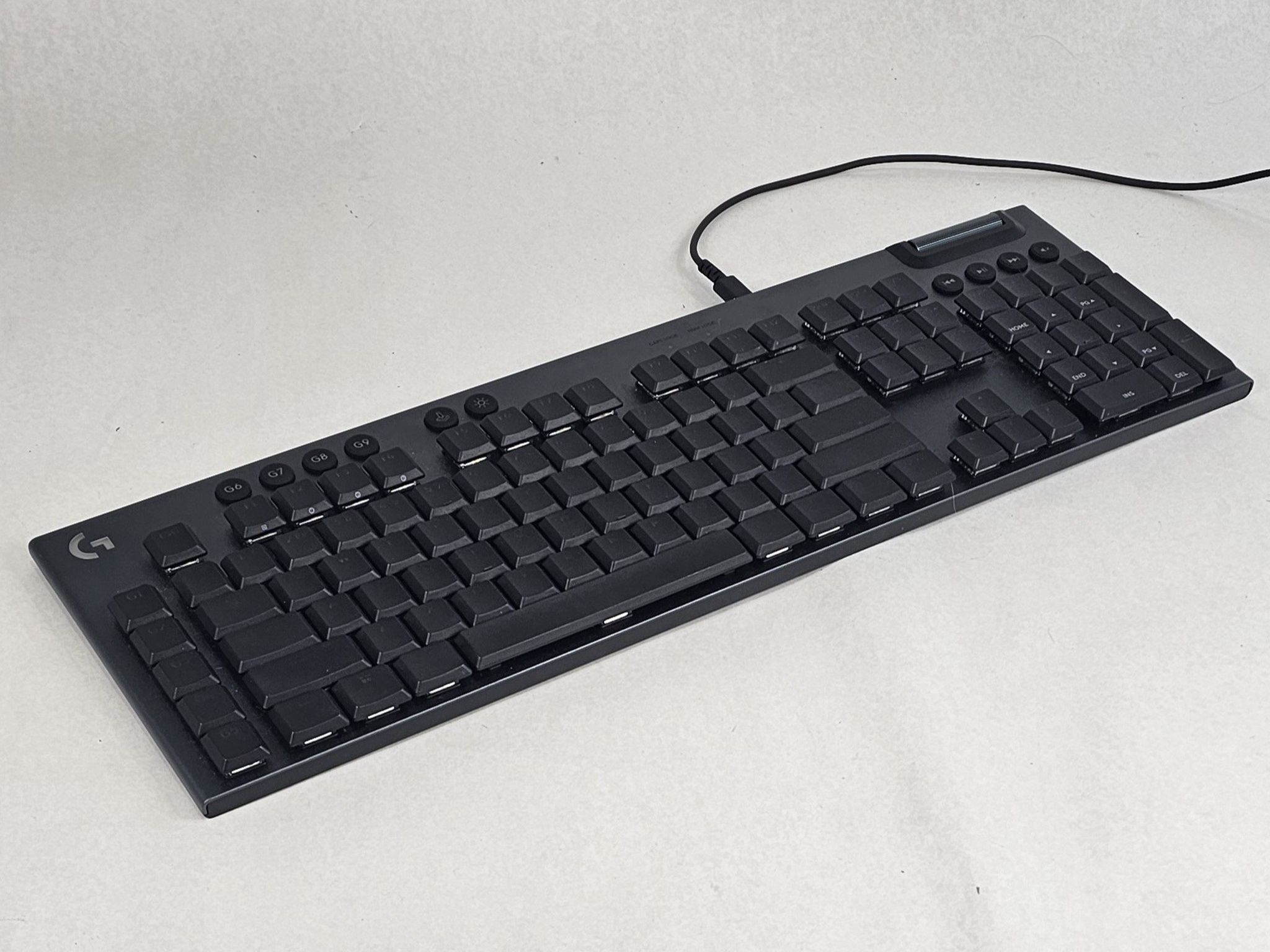 Logitech G915 X TACTILE Mechanical Gaming Keyboard - Black Wired