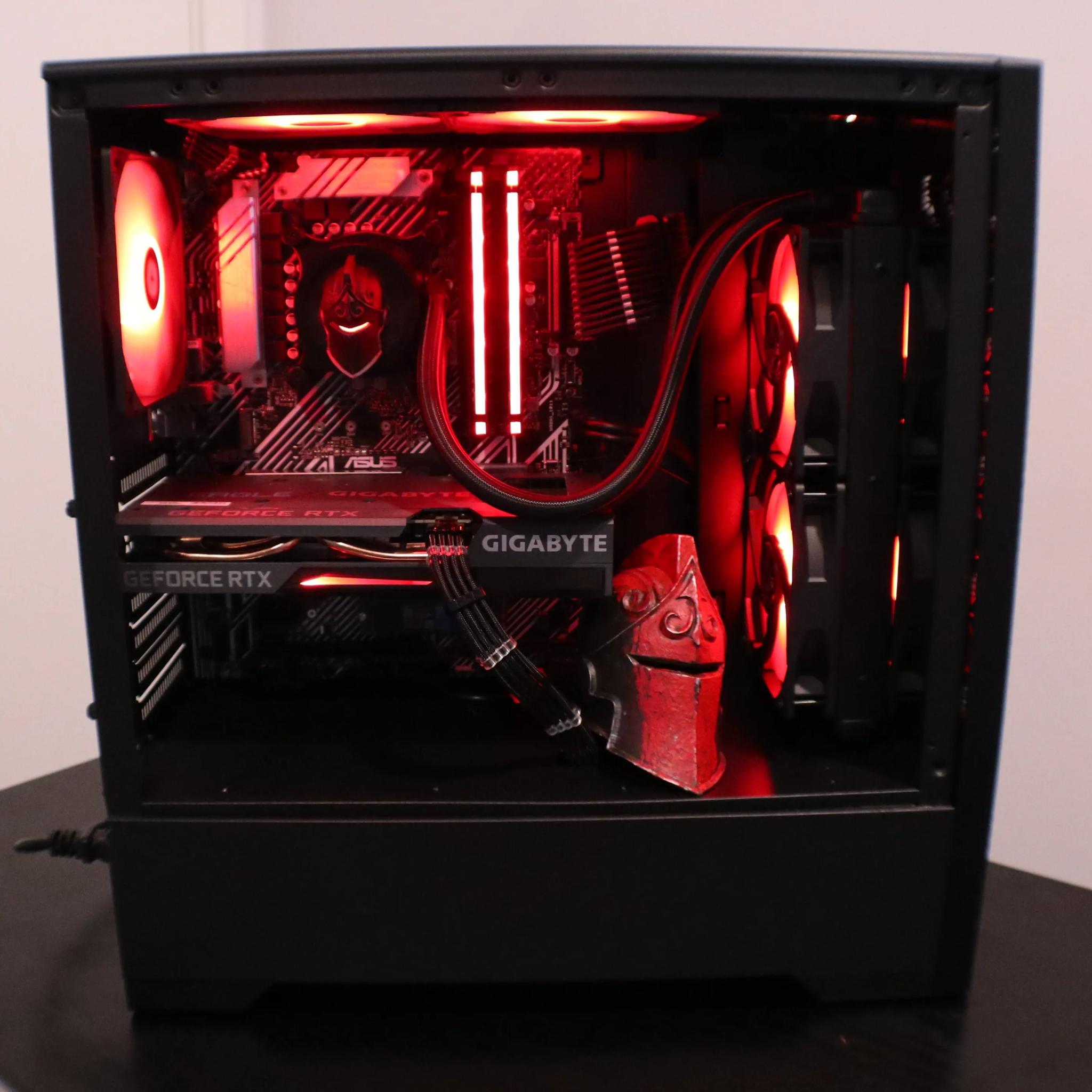 Red Knight Custom Gaming-PC RTX 3060 Ti/32GB Ram/i7 (Fortnite Themed Build) -Streamer Starter Pack!