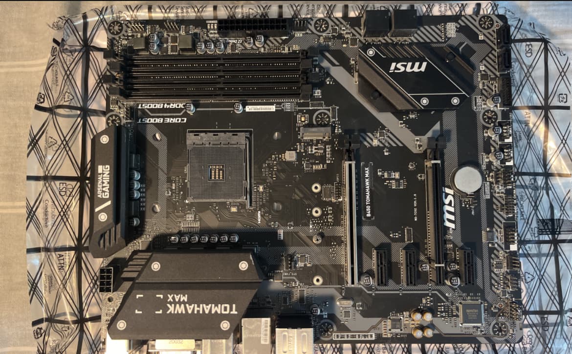 MSI B450 Tomahawk Max - AM4
