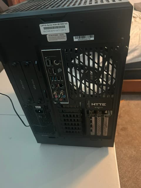 🔥 High-End Gaming PC – RTX 4070 Ti Super + i9-14900KF 🔥