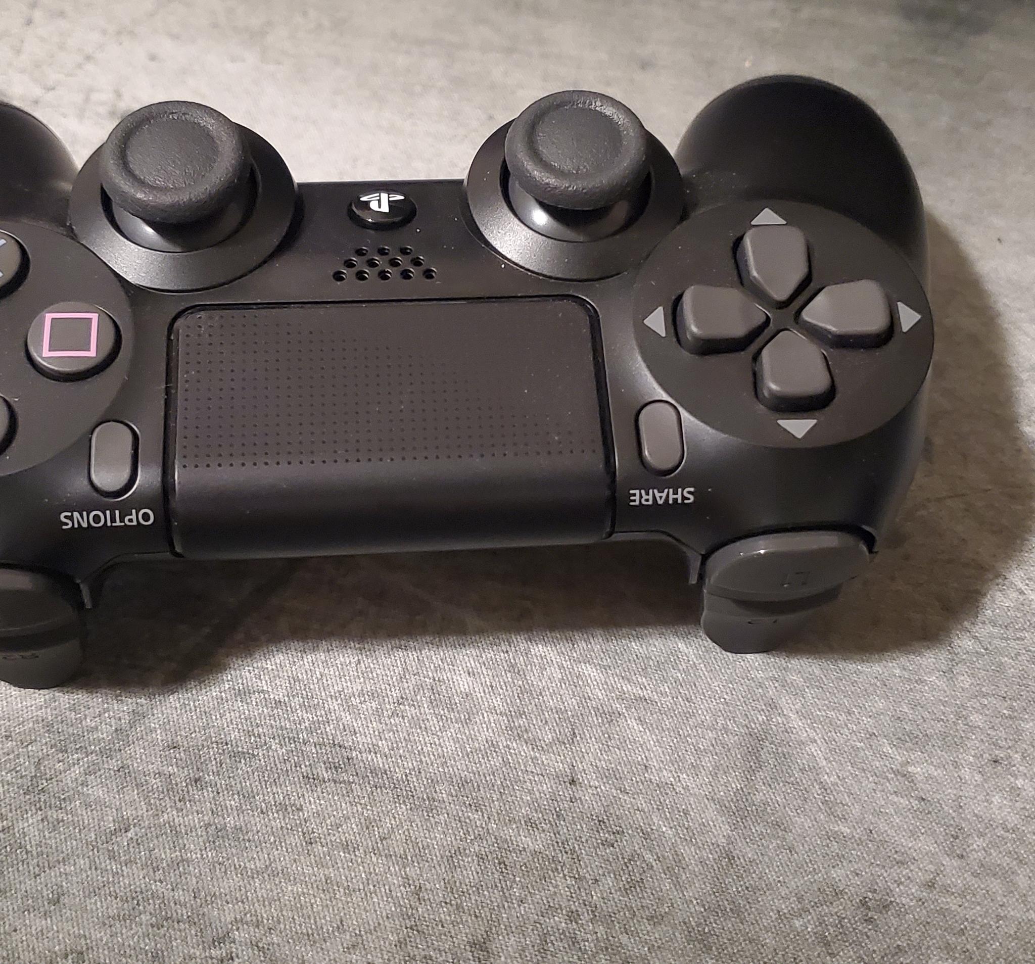 Ps4 dualshock controllers with original box