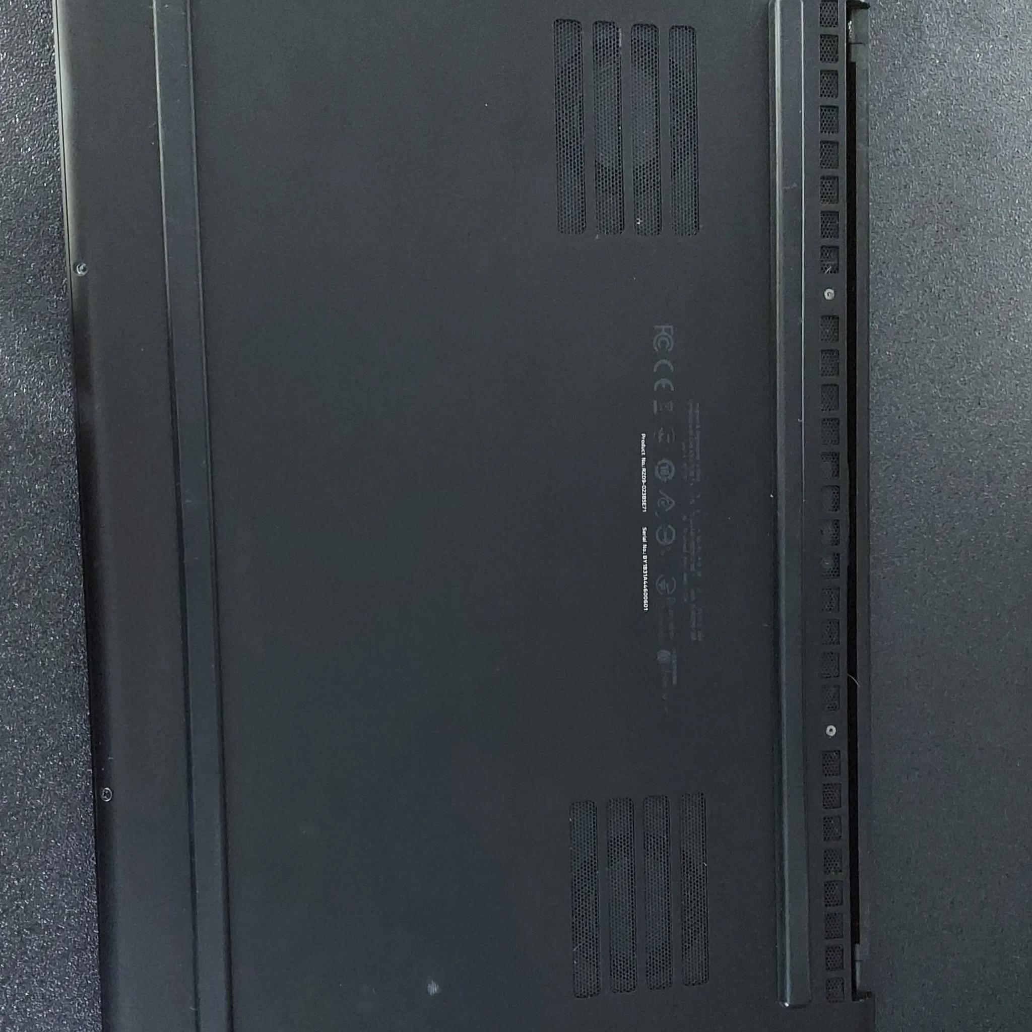 Razer 15 Windows 11 Gaming Laptop, i7, GTX 1060 6GB, 32GB RAM, 1TB SSD
