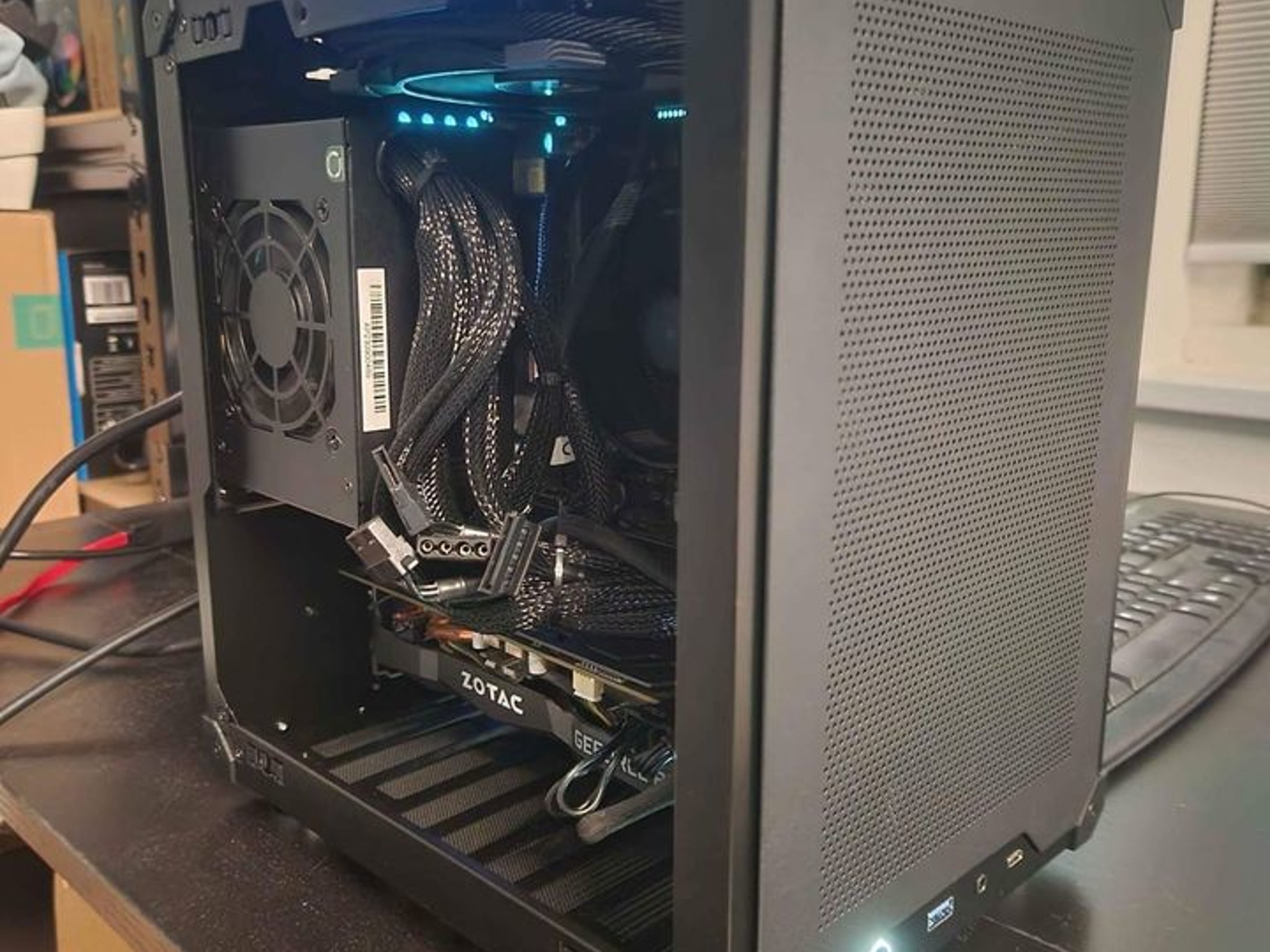 Micro Gaming PC/RTX 2060/RYZEN 5 3600!>HOT DEAL<