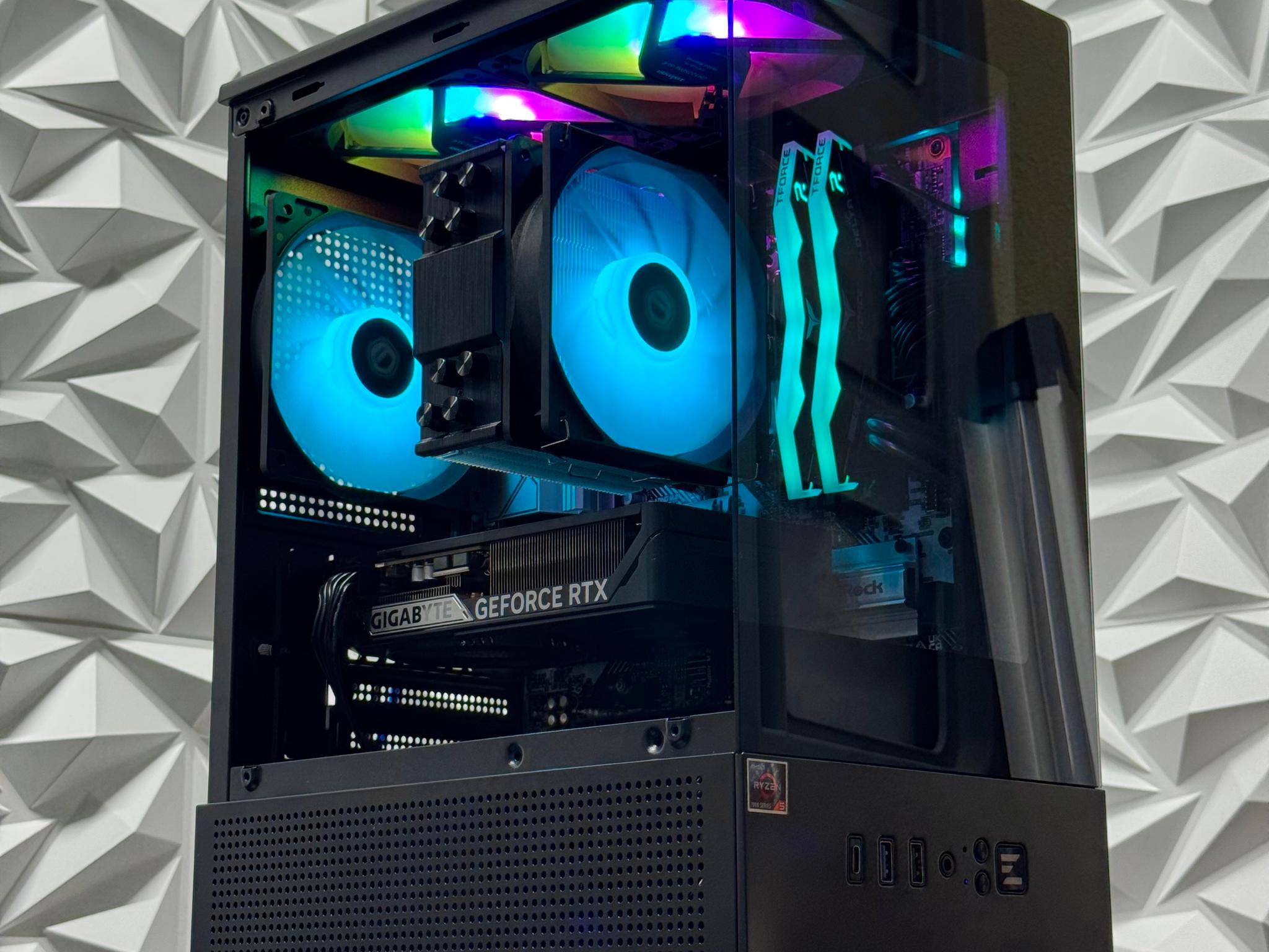 RTX 5060 / Ryzen 5 7600x / 16GB 6000MHz DDR5 / 500GB P310 Crucial ssd / windows 11 pro