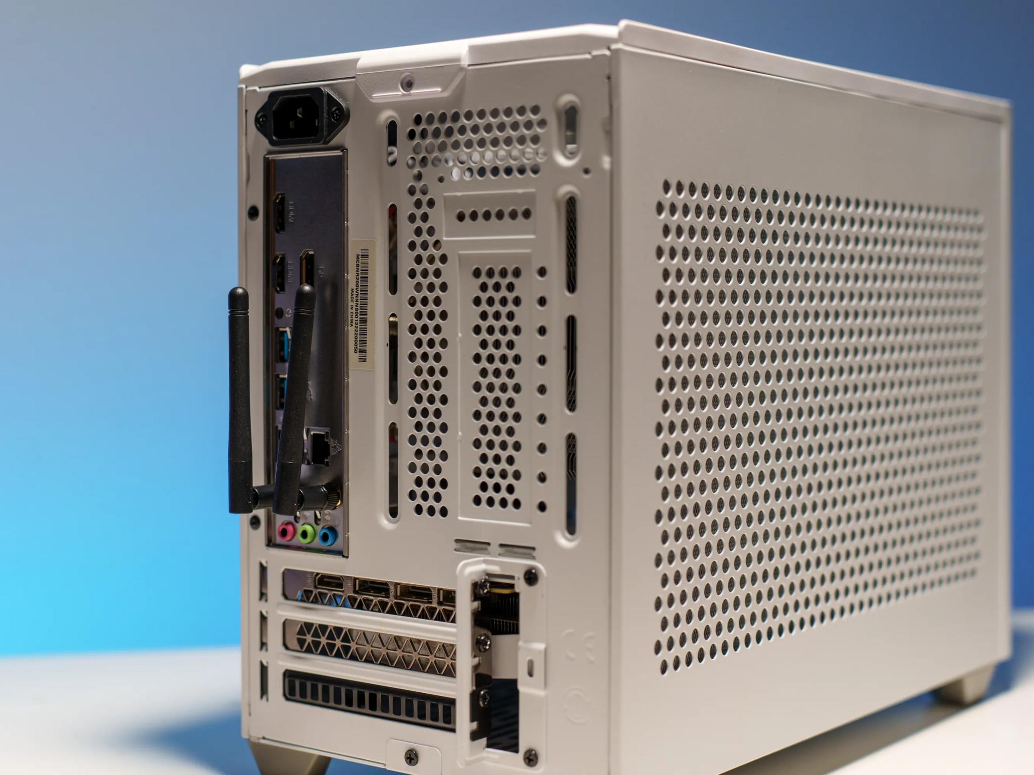 All White Mini-ITX Gaming PC | AMD Ryzen 7 5700x | RTX 3070 | 16GB DDR4 | 1TB M.2 | ARGB