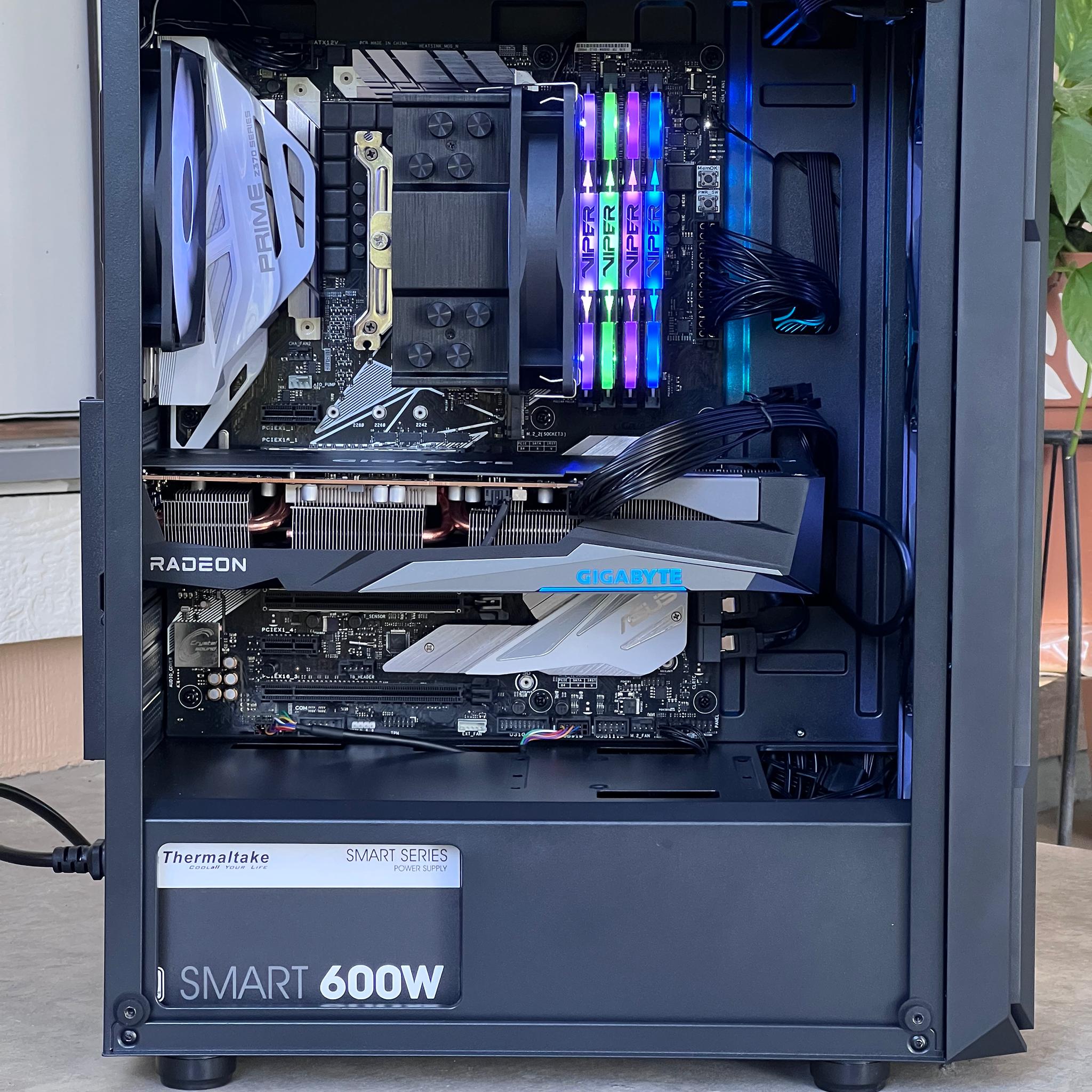 🖤Big black⬛️Rx 7600, i7 8700k, 32GB ram