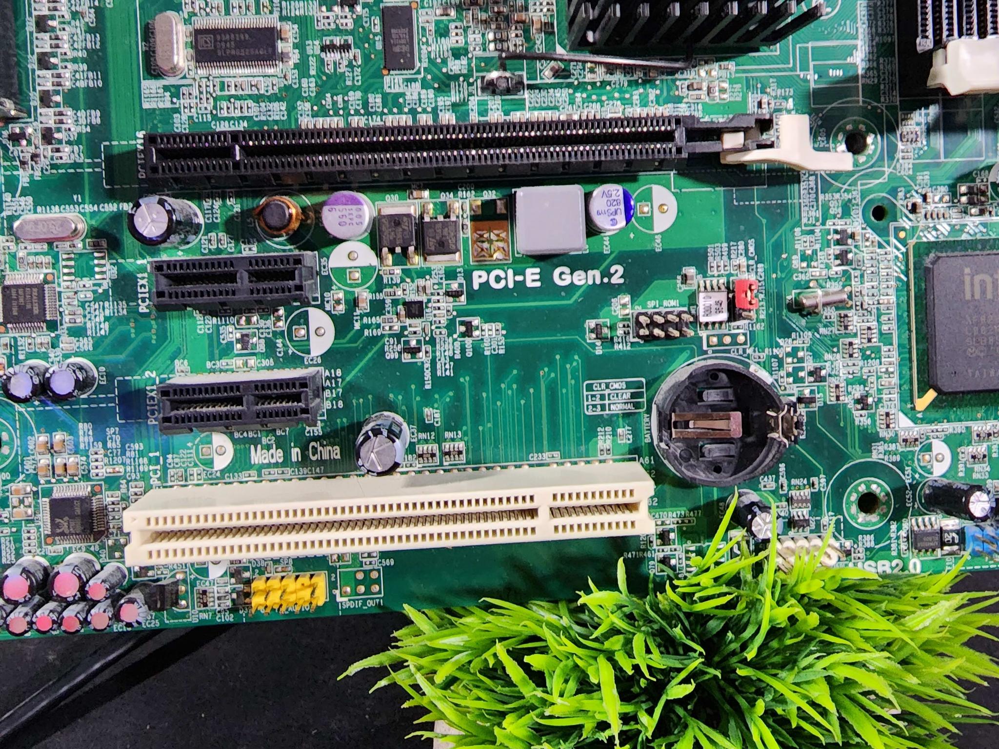 DELL Inspiron 560 Motherboard **READ DESC**