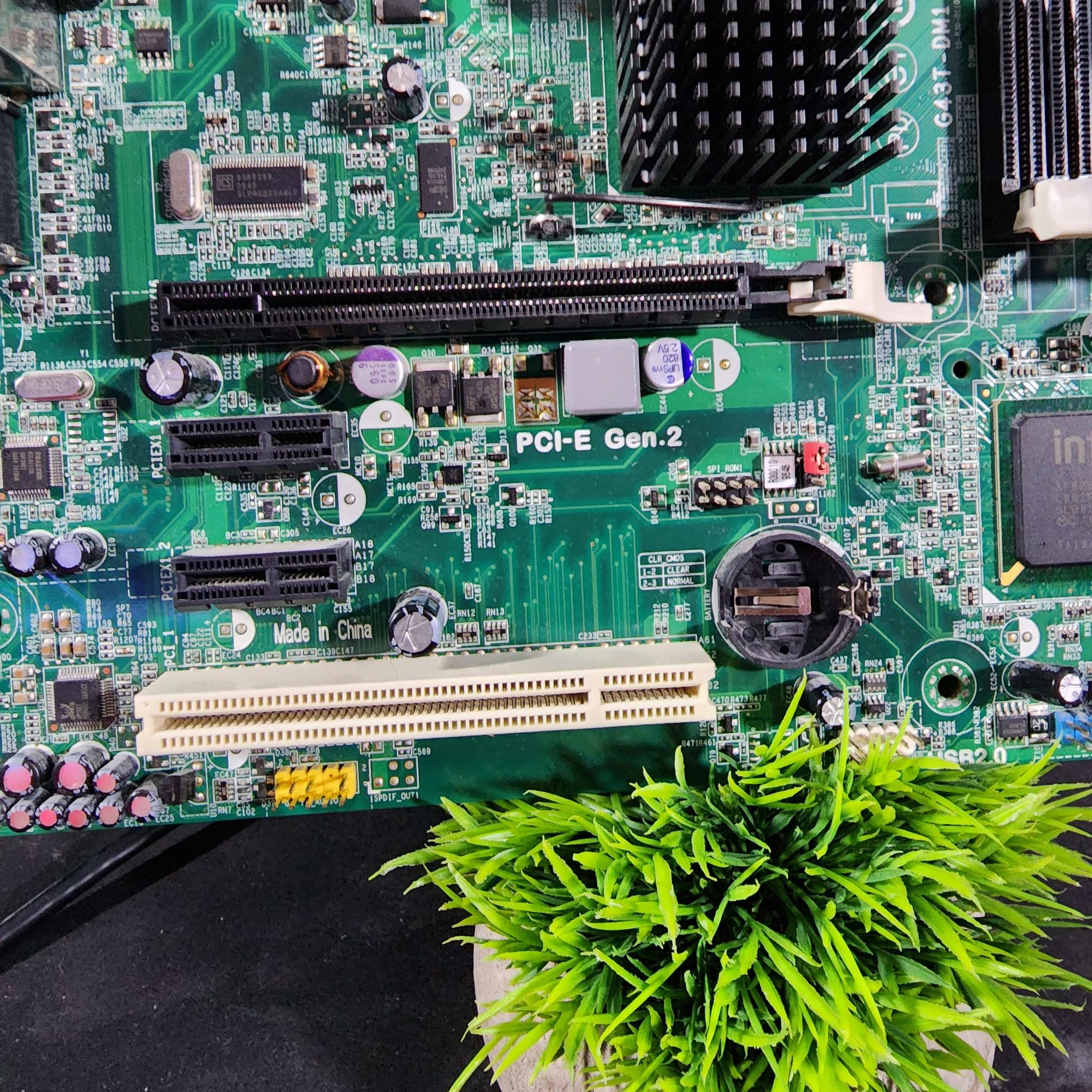 DELL Inspiron 560 Motherboard **READ DESC**