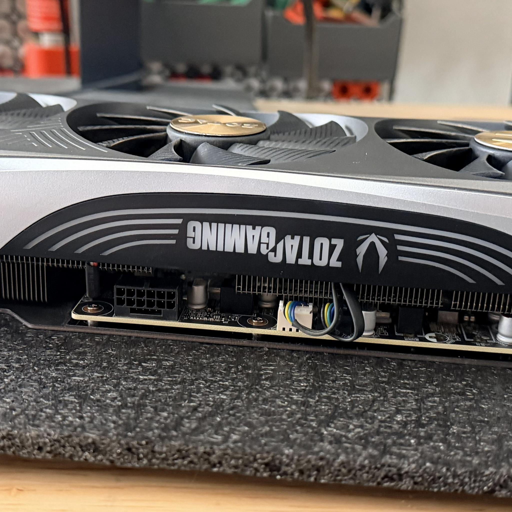 ZOTAC GAMING GeForce RTX 4070 Ti Trinity OC
