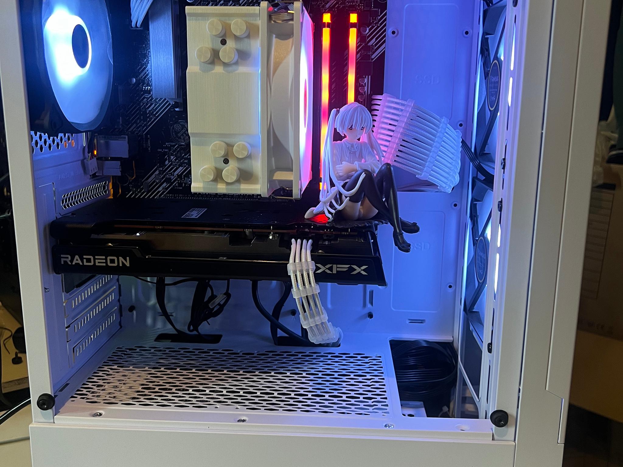 White ❄️ Gaming PC | Ryzen 5 3600 | RX 6650XT | 32GB RAM | 1TB SSD | Windows 11 Pro
