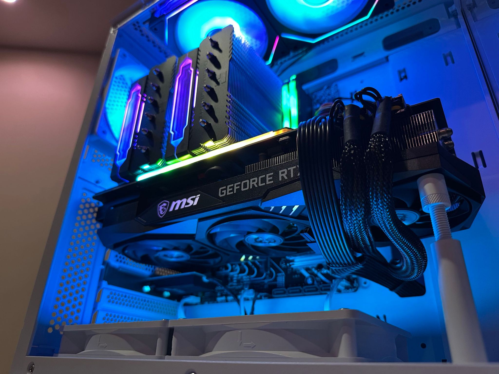 Powerful Gaming PC - Intel Core i5-12600KF | MSI NVIDIA RTX 3080 10GB | 32GB RAM | 1TB SSD | Win11