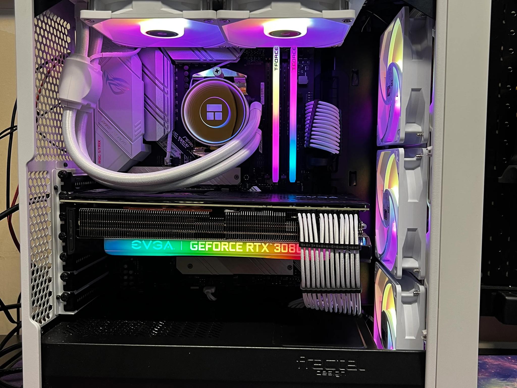 Panda || Ryzen 9 3900X + EVGA RTX 3080 FTW3 Ultra