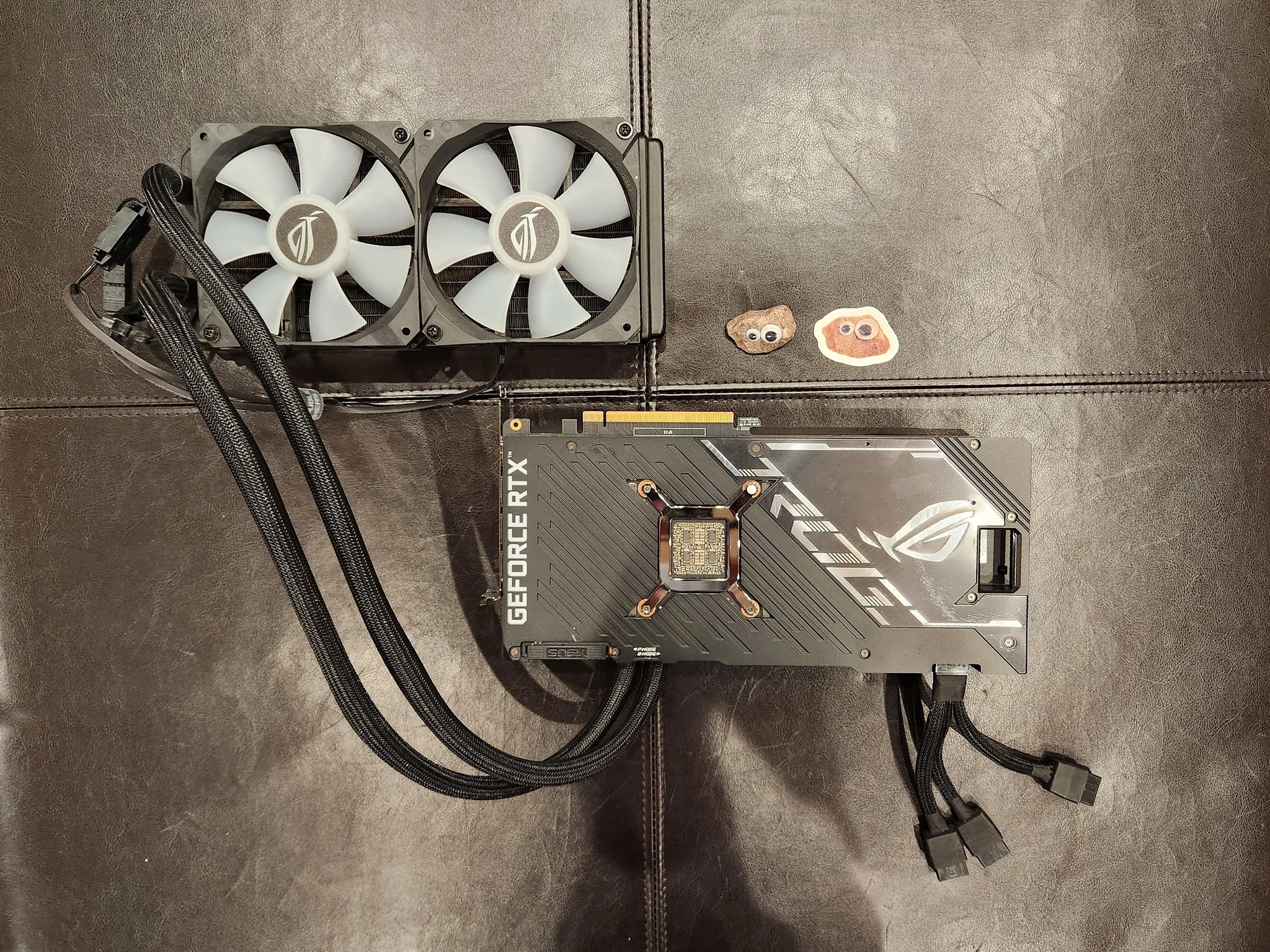 RTX 3090Ti 24GB (ASUS Strix LC) - Used/Scratched