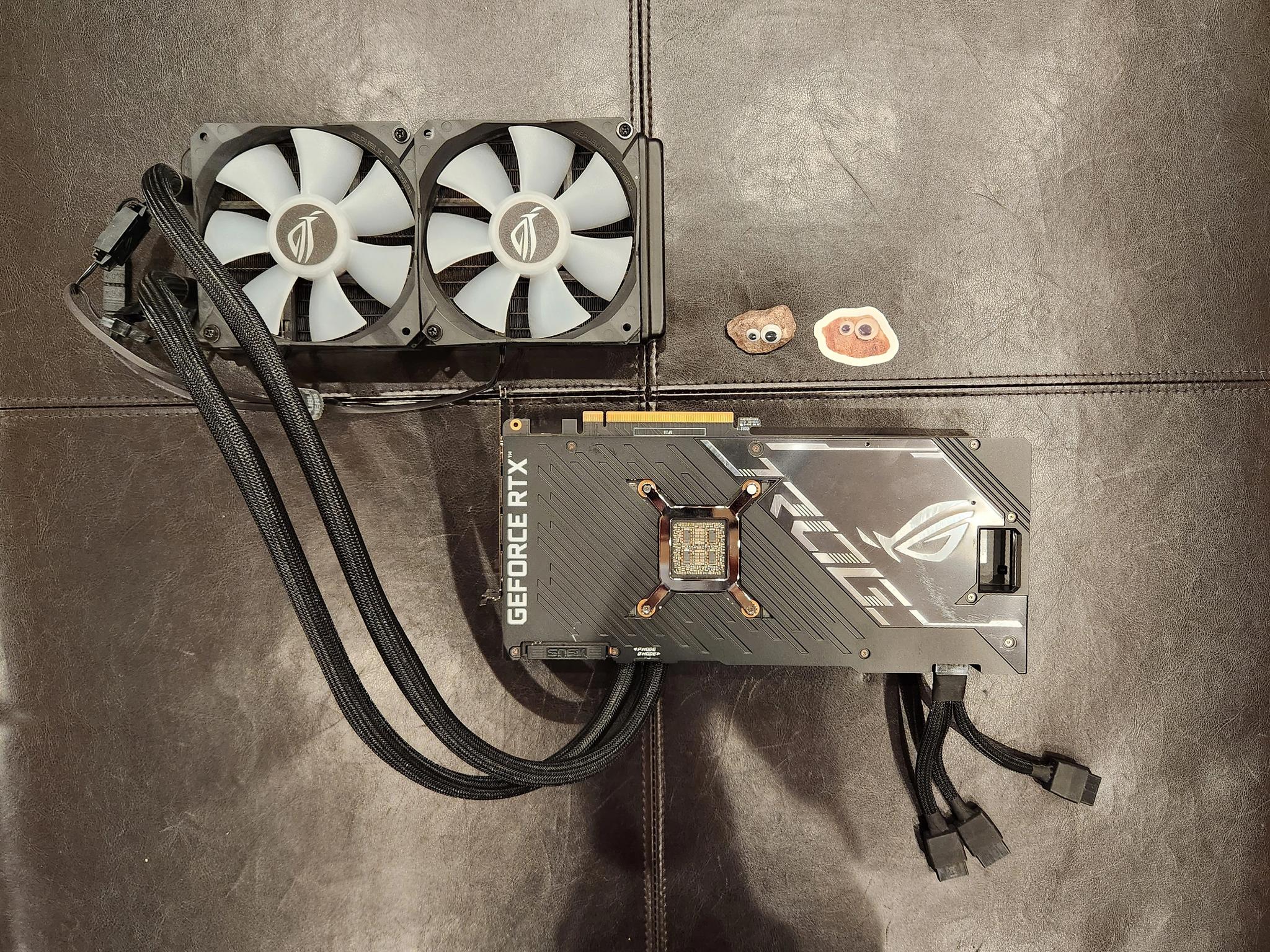 RTX 3090Ti 24GB (ASUS Strix LC) - Used/Scratched