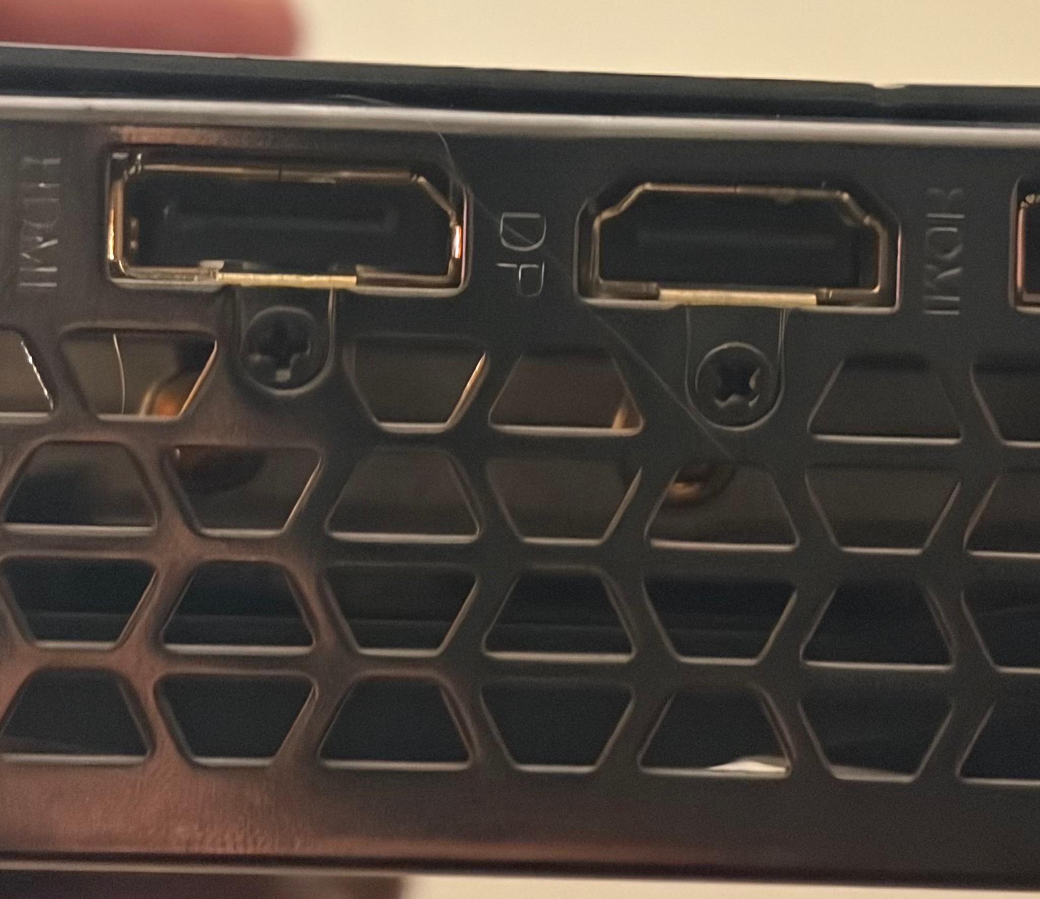 GIGABYTE - NVIDIA GeForce RTX 3060 12GB GDDR6 PCI Express 4.0 Graphics Card - Black