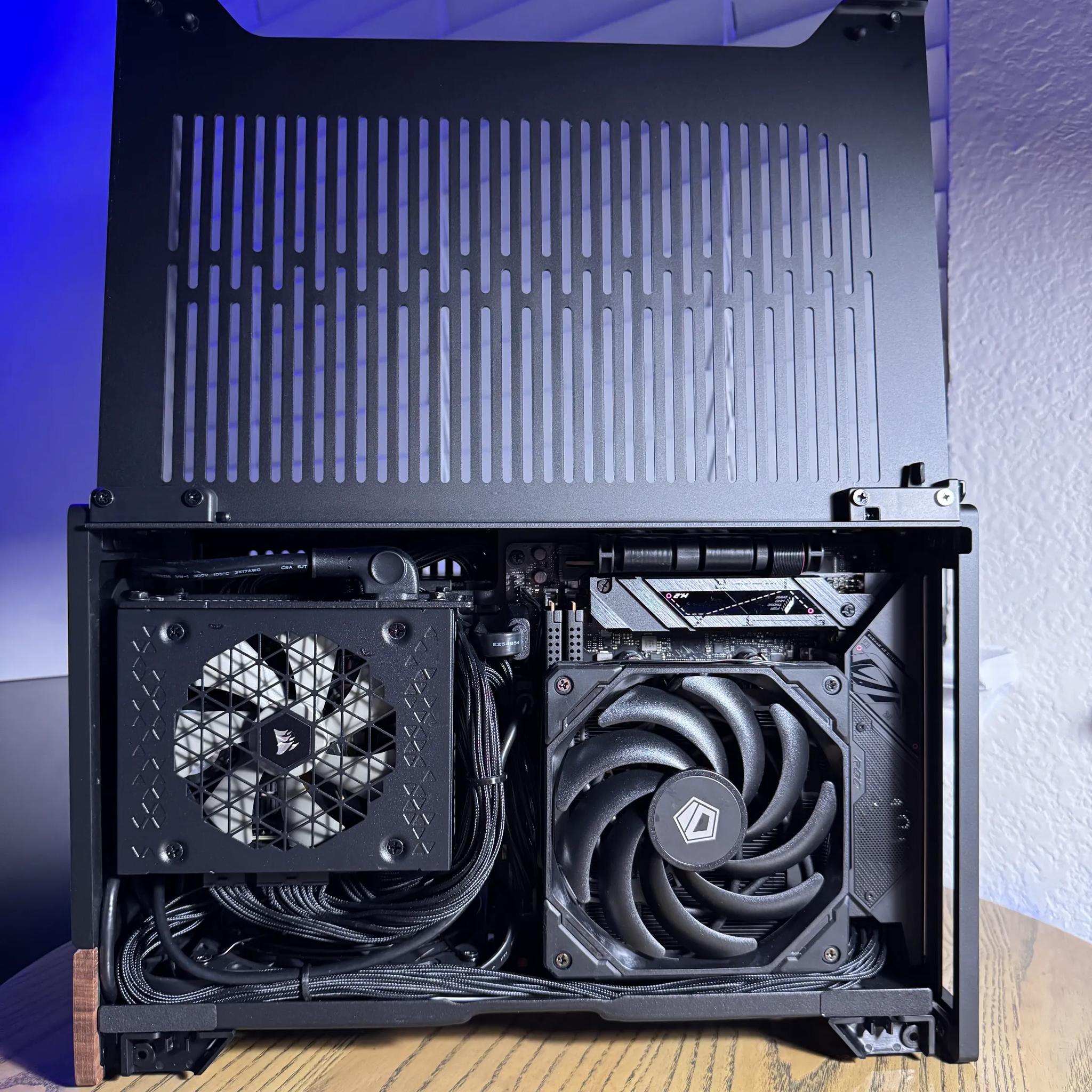 The Distinguished Gentleman II 🎩 Gaming PC, NVIDIA 5070 Ti OC, RYZEN 9600X, 32GB RAM, 2TB SSD