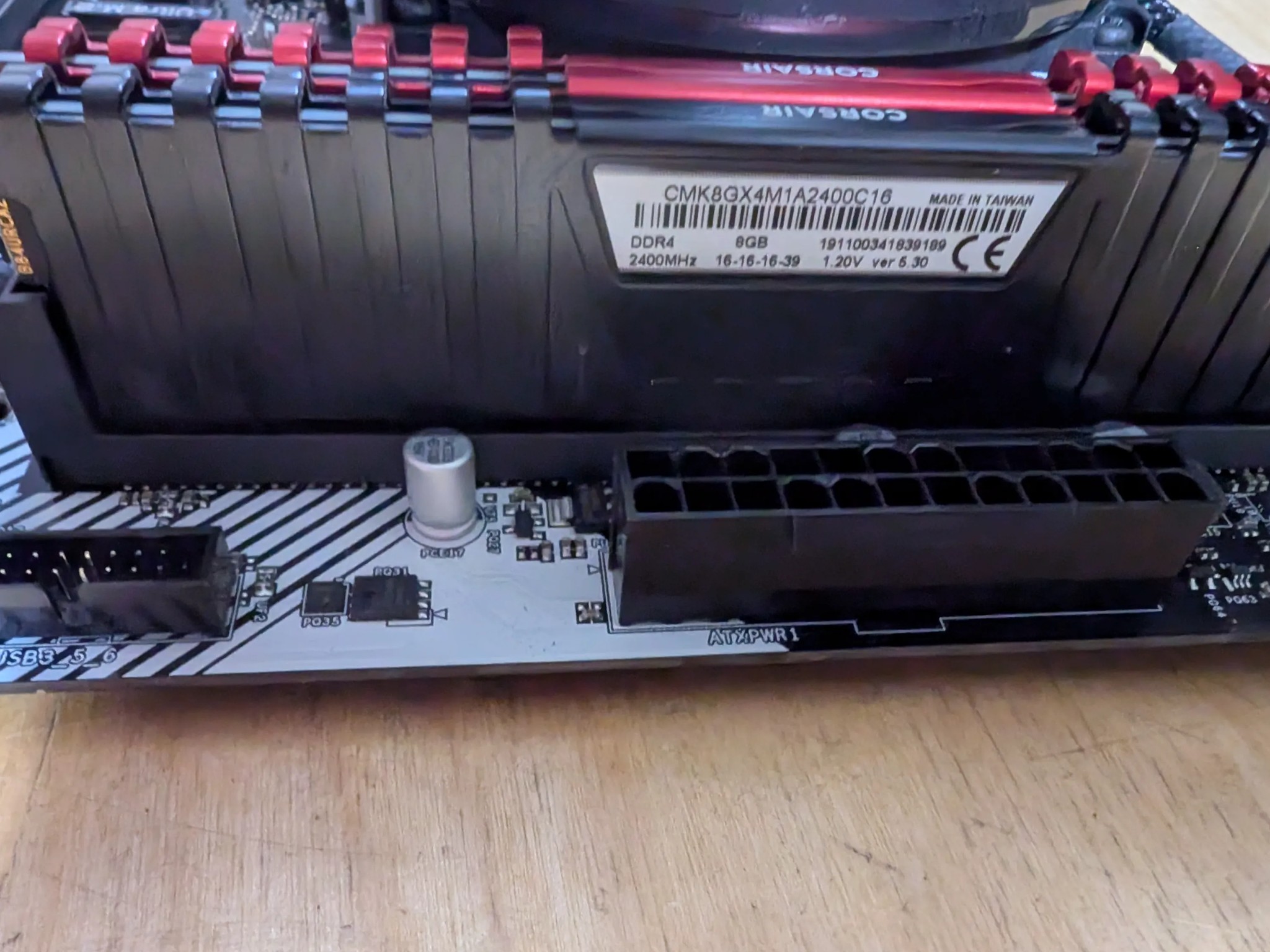 AsRock A320 / AMD Ryzen 3 3200G / 16GB DDR4