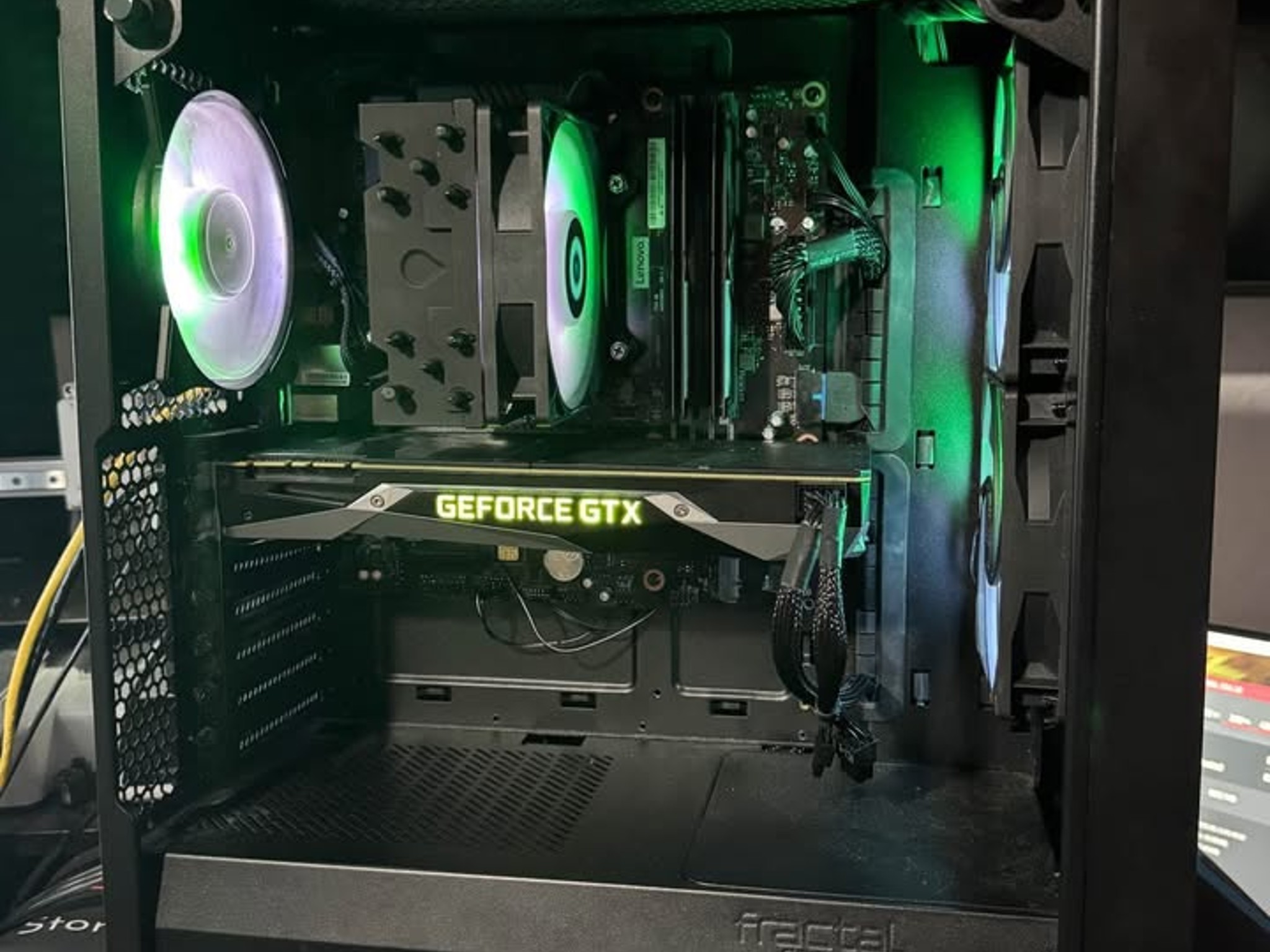 Gaming PC - Ryzen 5 4500 - GTX 1080 - 16GB DDR4 - 512GB SSD