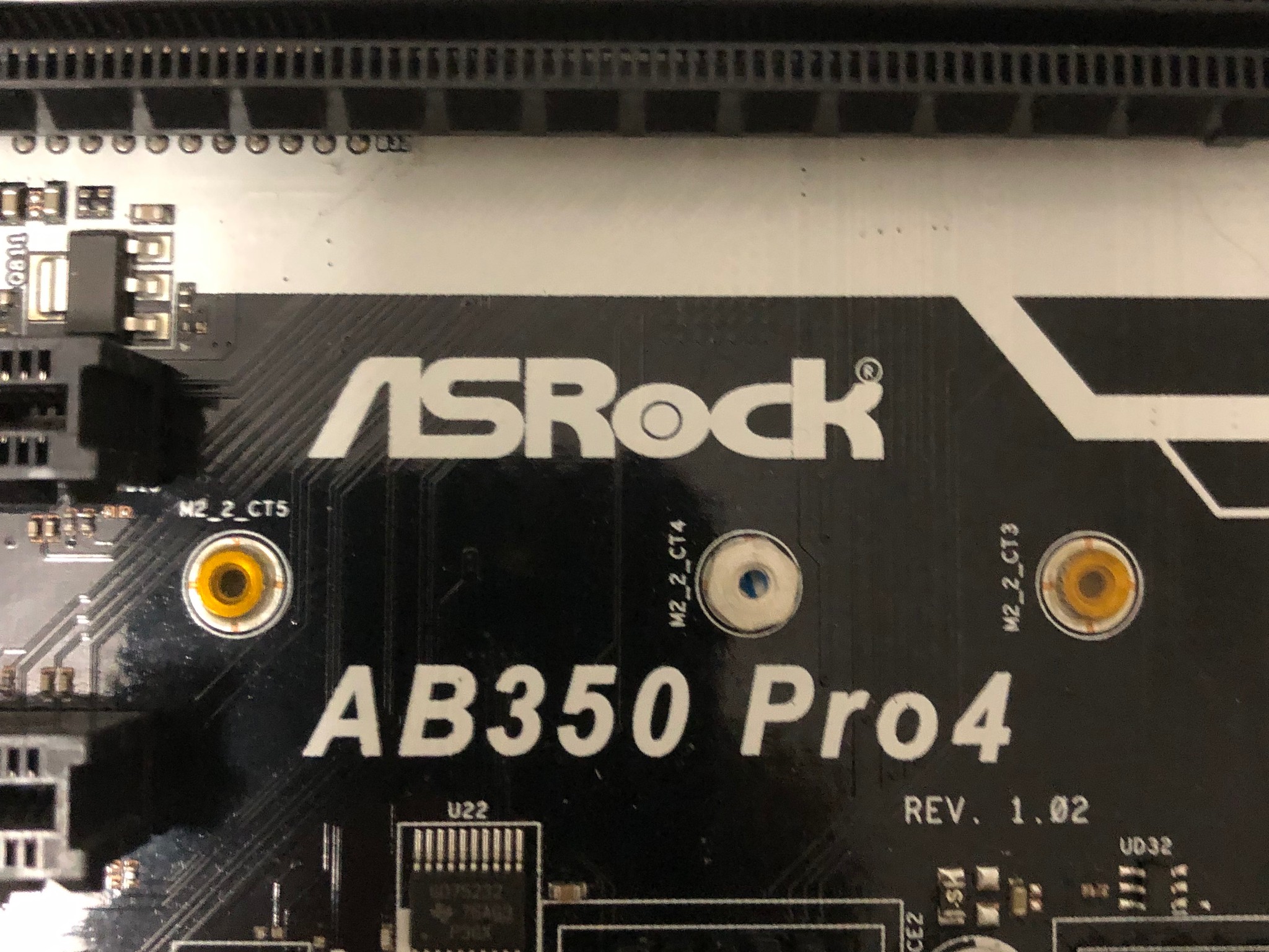 ASRock AB350 Pro4