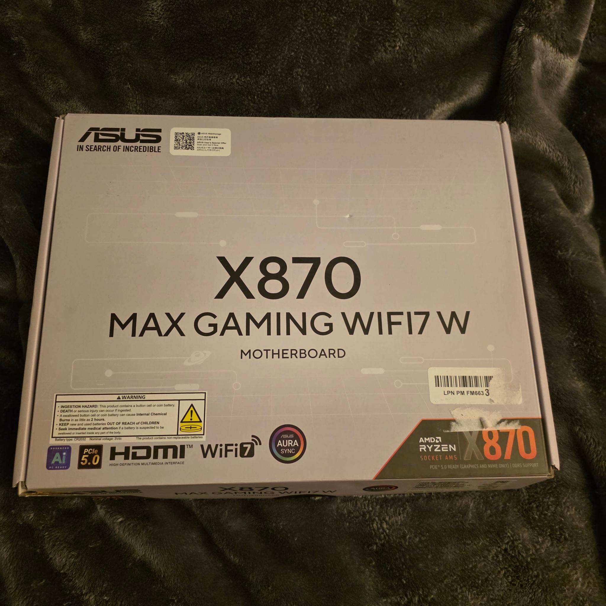 ASUS X870 MAX GAMING WIFI7 AMD AM5 DDR5 WIFI 7 ATX PCIE 5.0