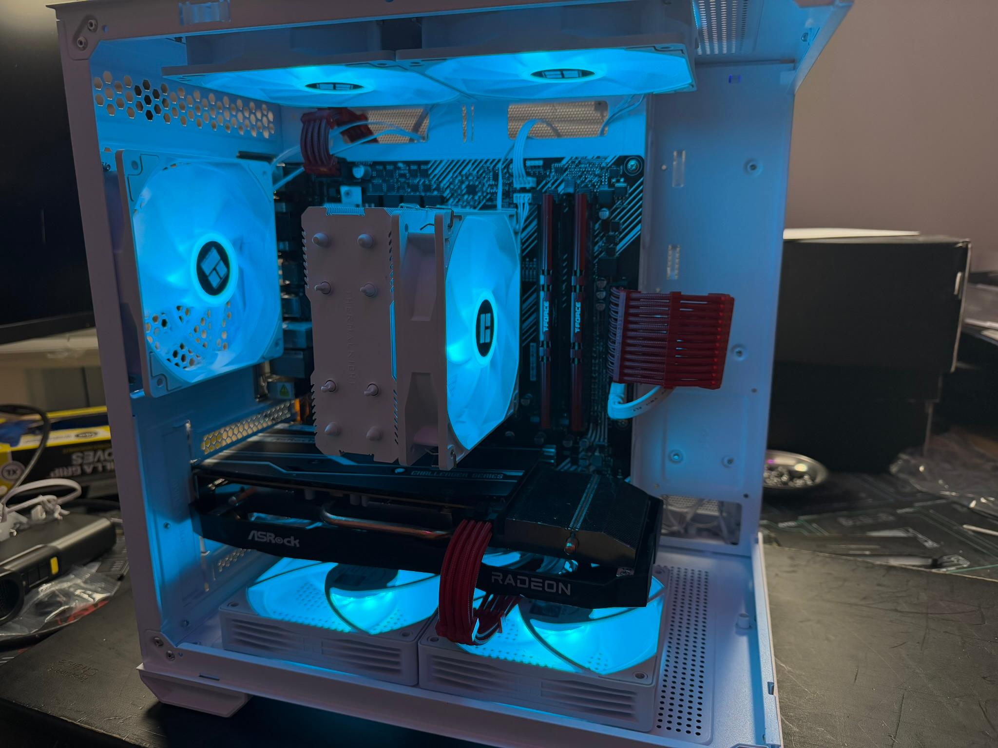 7 3700X|RX 6600XT|DDR4 3200 MT's 16gb|Gaming PC