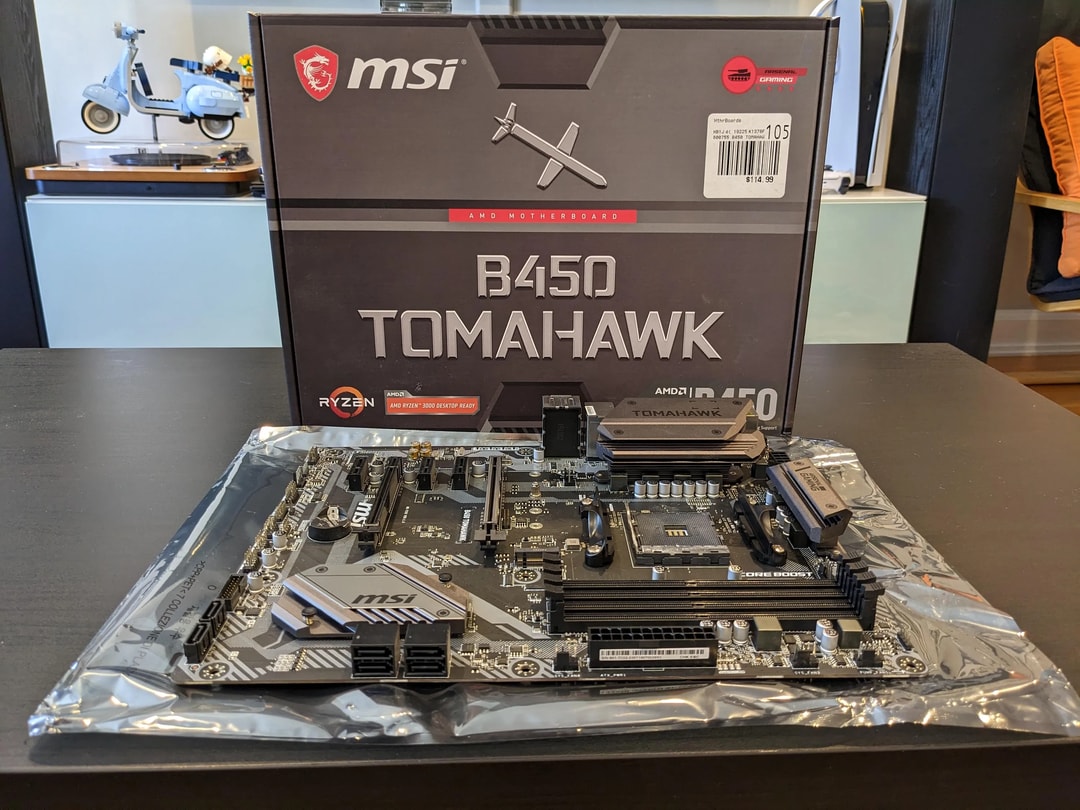 Ryzen 5 5600X + MSI B450 Tomahawk Motherboard + 32GB DDR4 RAM (2