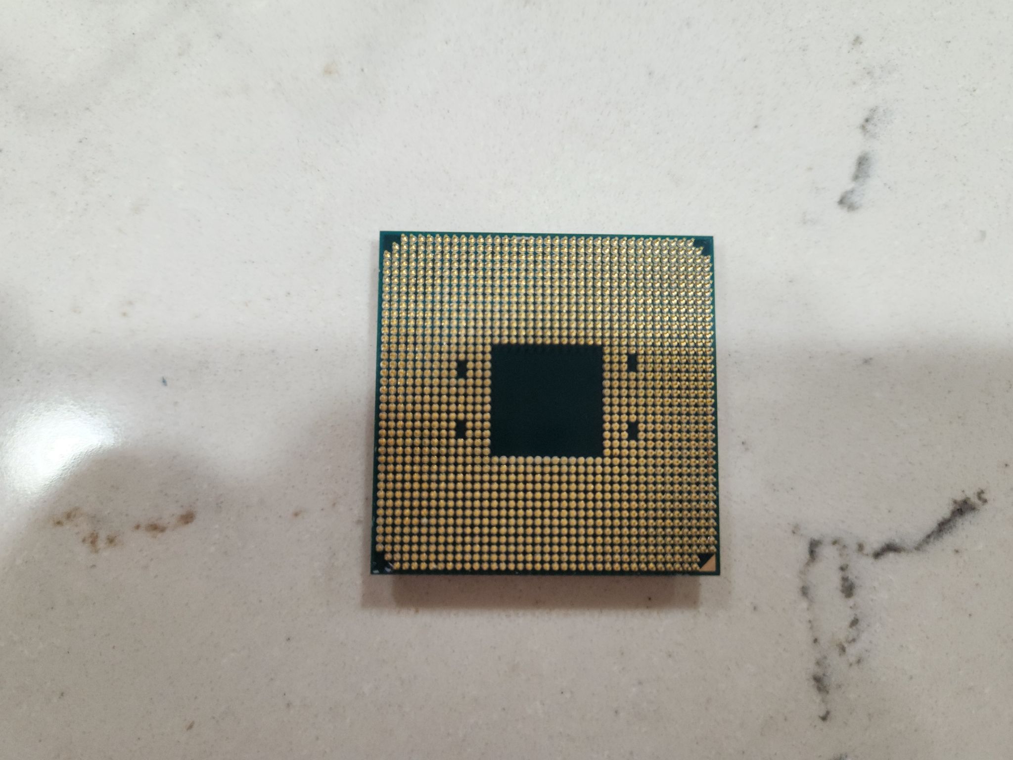 AMD Ryzen 9 3900x NO BOX NO COOLER