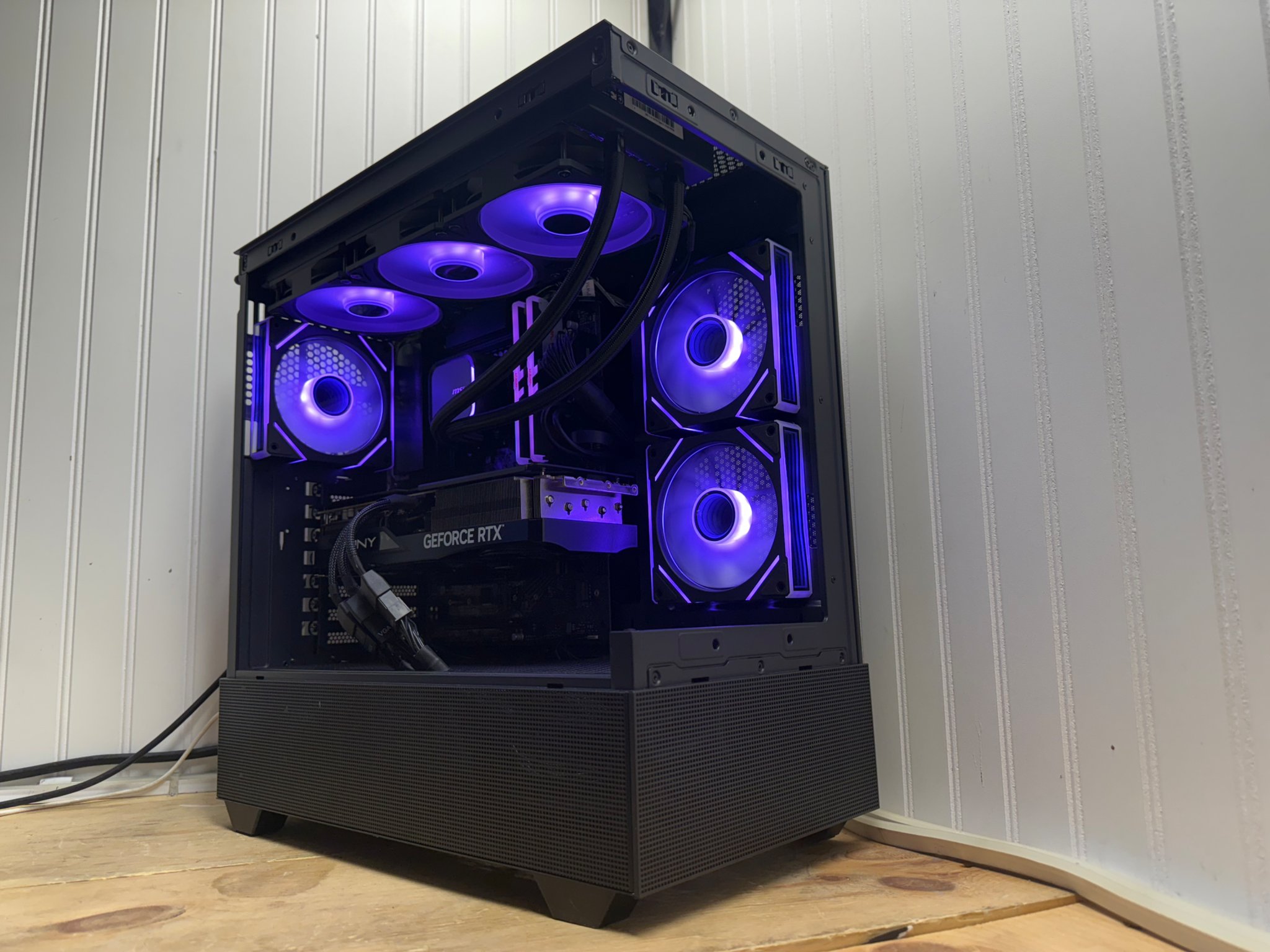 Shadow Stalker  i9-13900KF | RTX 5070 Ti | 64g DDR5 | Z790 | 2TB NVMe | 360 AIO | 1600 watt EVGA