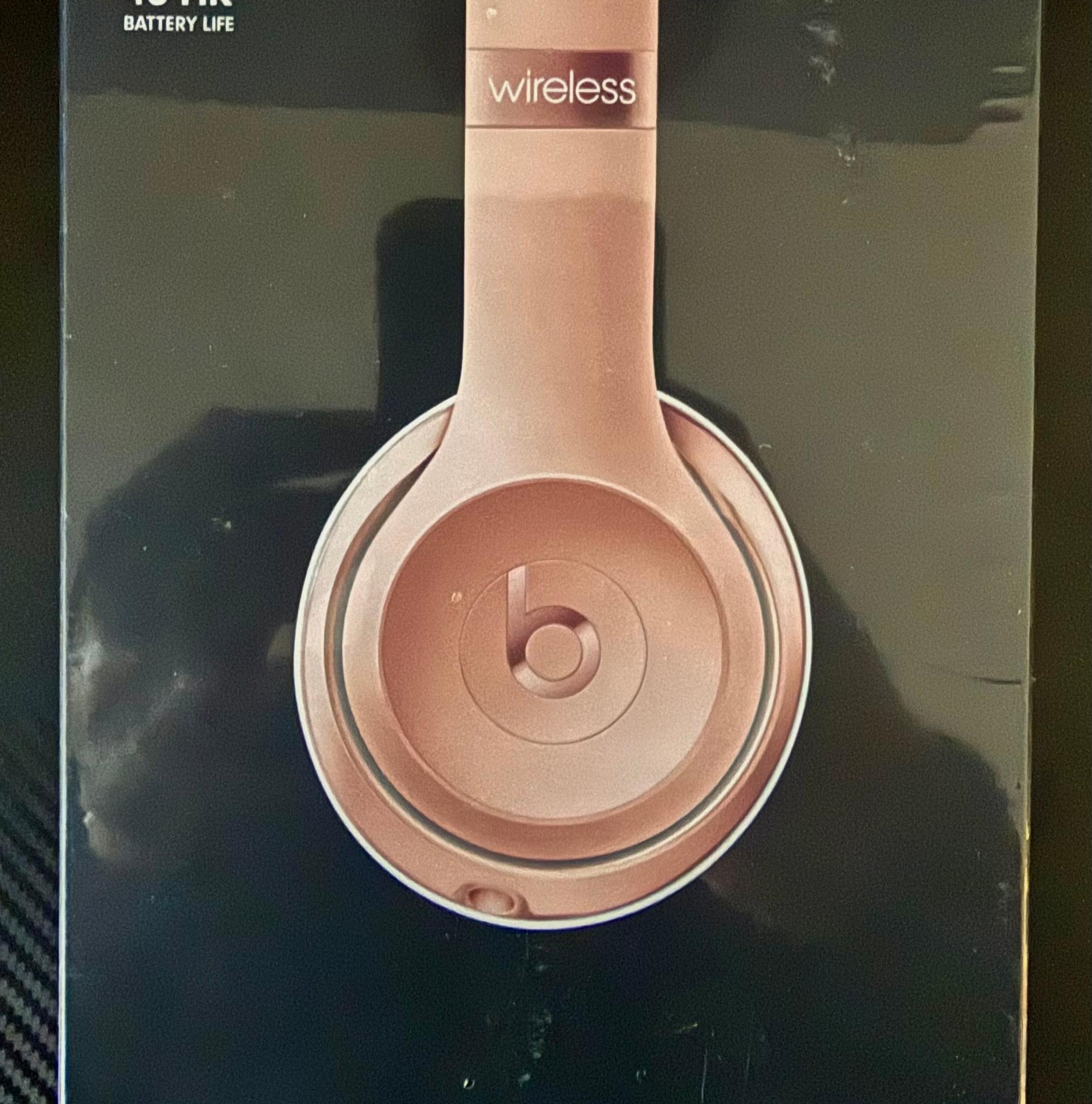Beats Solo3 Wireless Headphones – Rose Gold, On-Ear Bluetooth Headphones