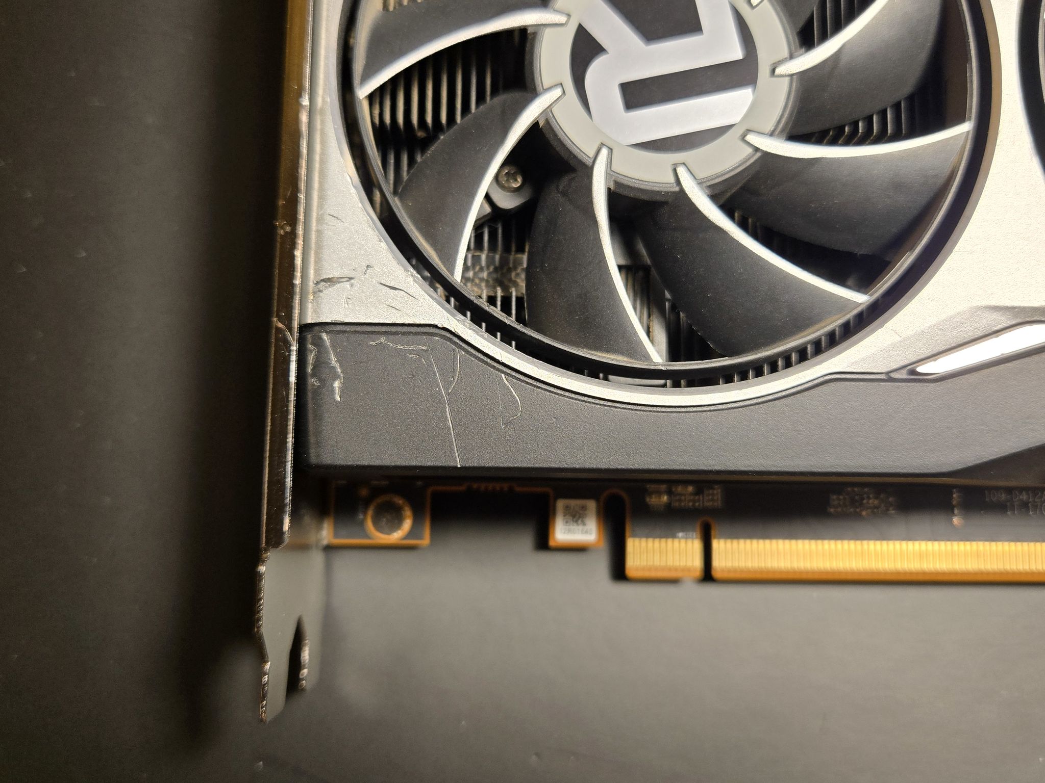 AMD "MBA" / Reference RX 6800 16GB