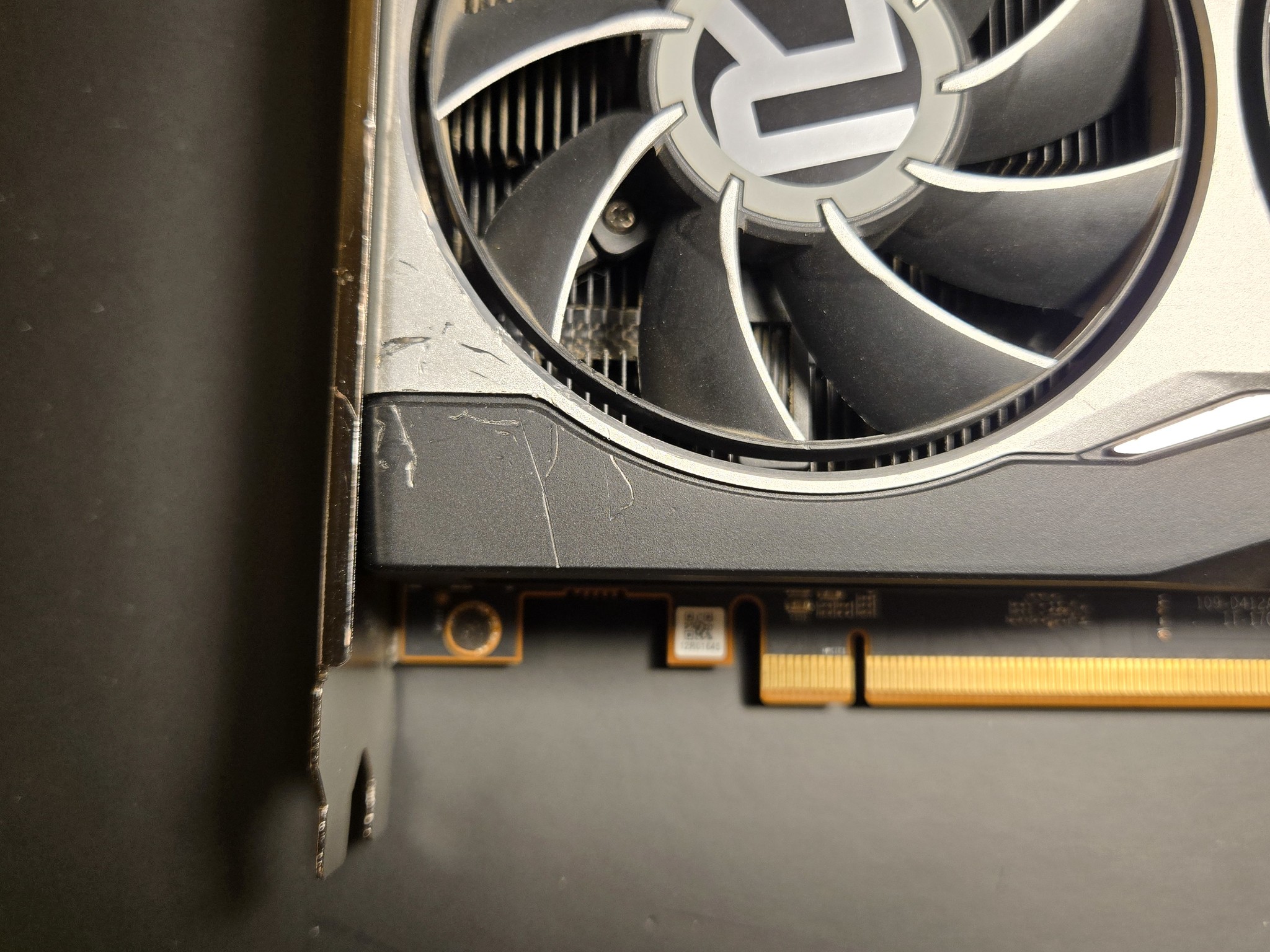 AMD "MBA" / Reference RX 6800 16GB